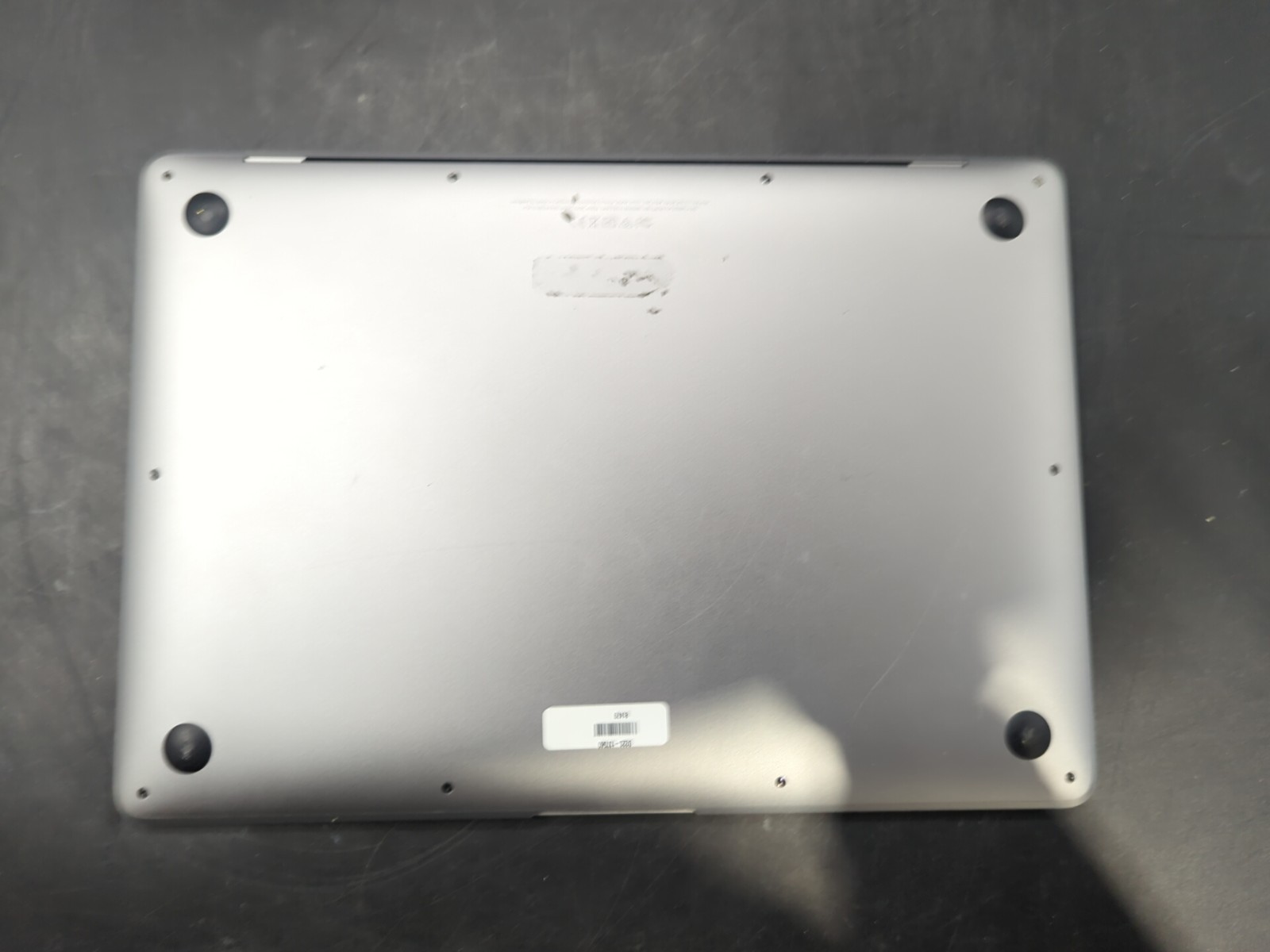 MacBook Air 8,2 a1932: i5 8th Gen: 8GB Ram: 128GB SSD: Sonoma OS: Tested