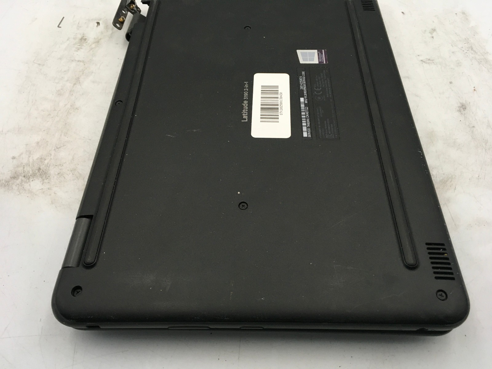 DELL LATITUDE 3190 -BOOTS TO BIOS- INTEL PENTIUM SILVER N5000 – 8GB RAM -READ-BB