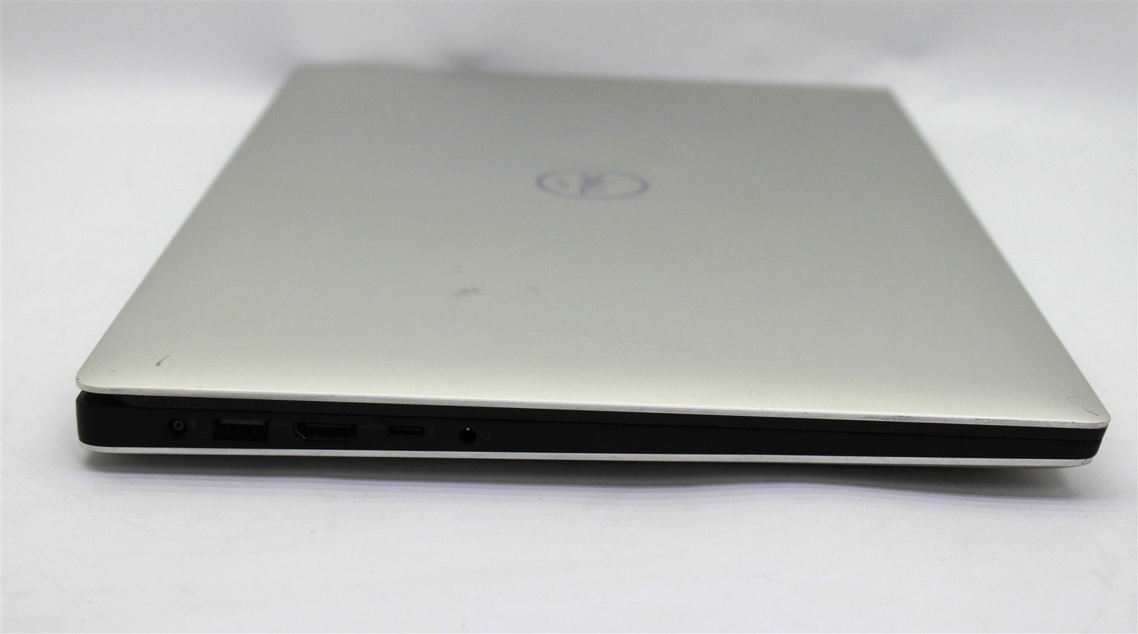 Dell Precision 5530 15″ Intel Xeon E-2176 2.70GHz 16gb 512GB NVMe Win 11 Pro