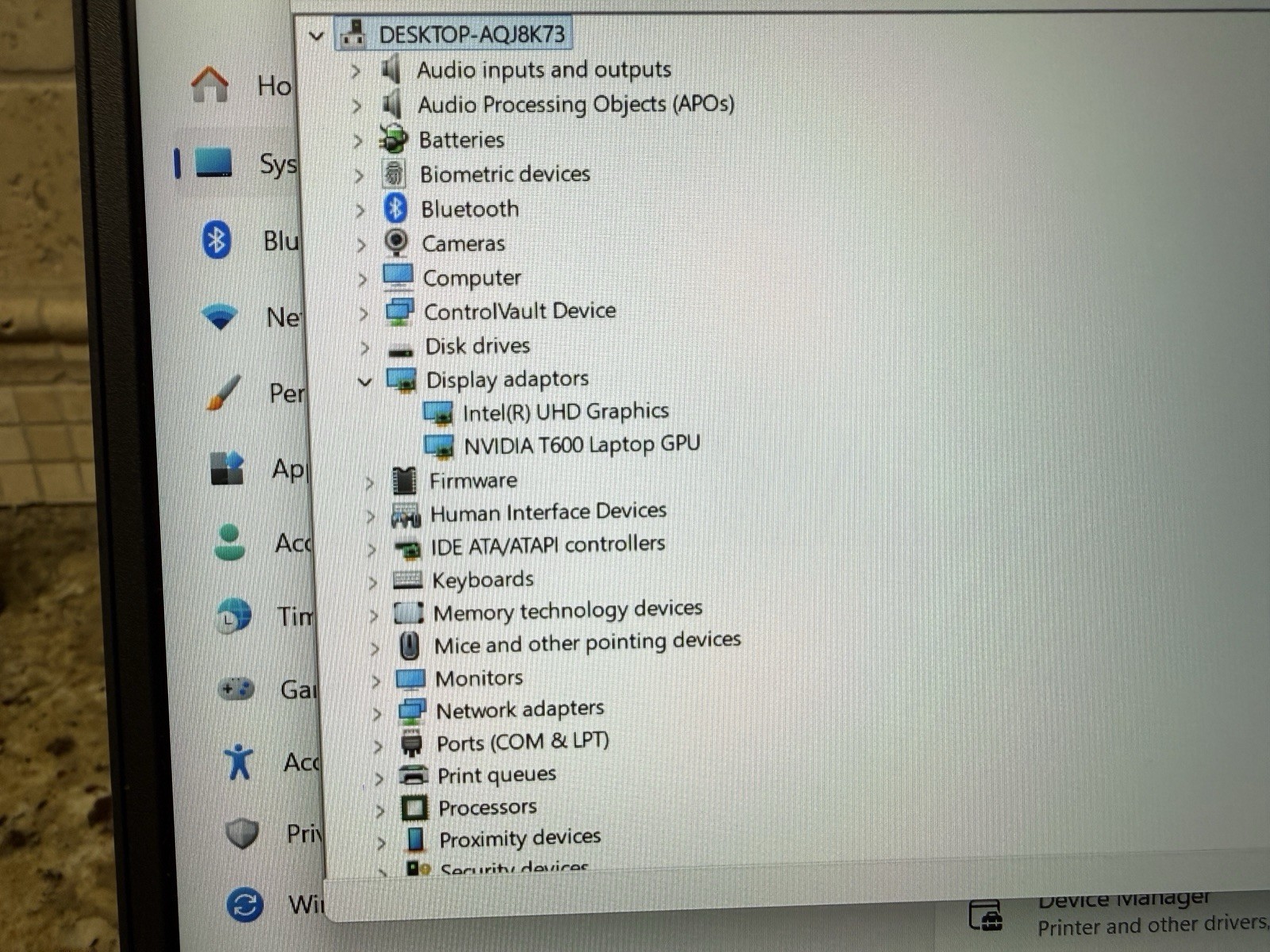 Dell Precision 3561 i5-11500H NVIDIA T600 16GB RAM 512GB SSD .