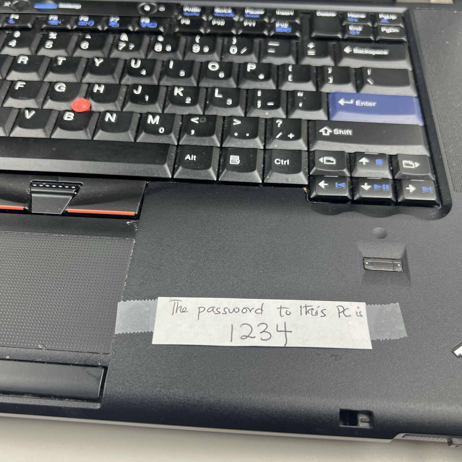 Lenovo ThinkPad T520 Intel i7-2640M 8GB 320GB HDD Linux Mint OS w/ Charger|ELP62