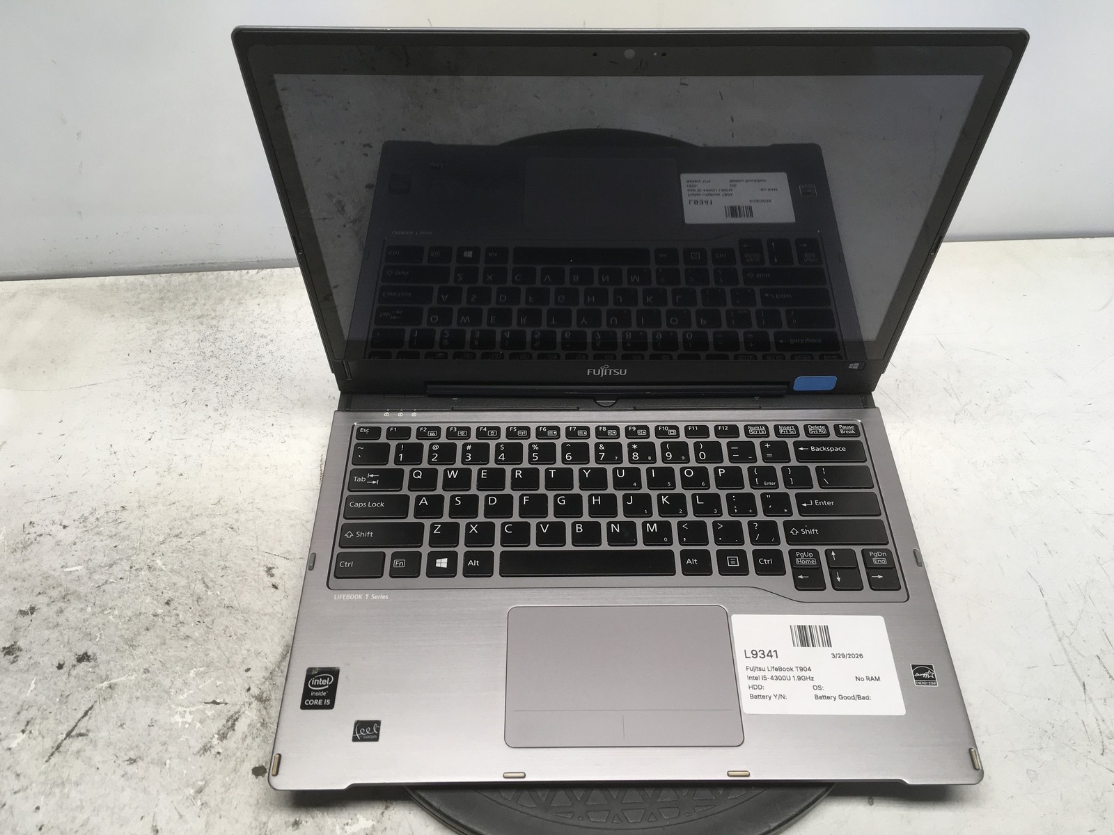 Fujitsu LifeBook T904 Intel i5-4300U 1.9GHz No RAM NO HDD No Batt