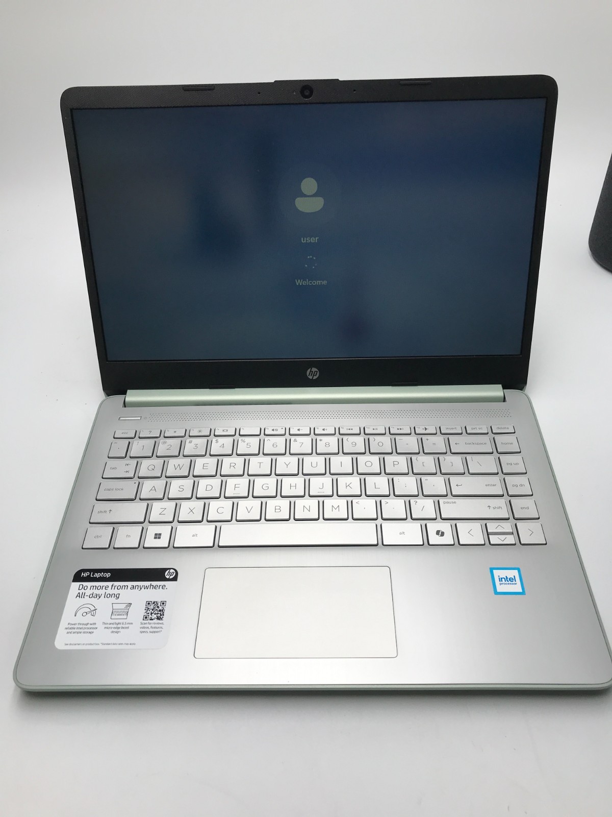 HP 14-dq6013dx 14″ Intel N150 4GB DDR4 128GB UFS W11H Laptop, Willow Green(L-17)