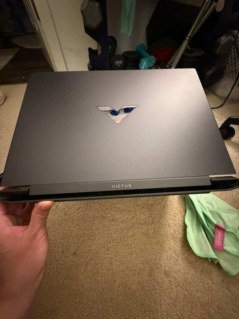 HP Victus 15.6 FHD 144Hz Gaming Laptop i5 32G 1TB SSD RTX4050 6G 15-FA1082WM