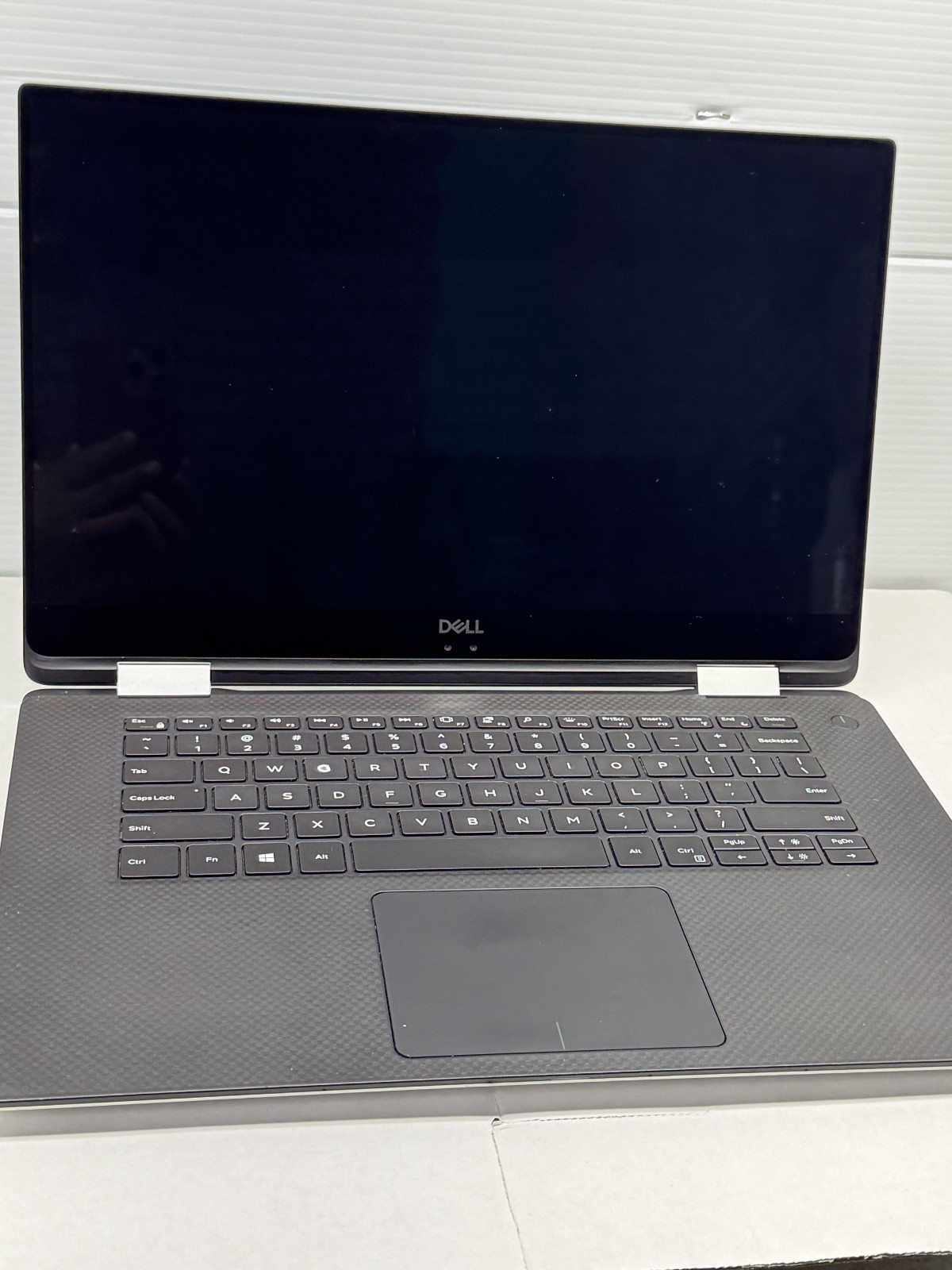 Dell Precision 5530 15.6″ Intel i5-8305G 8GB 256GB SSD NO OS / READ!!!!