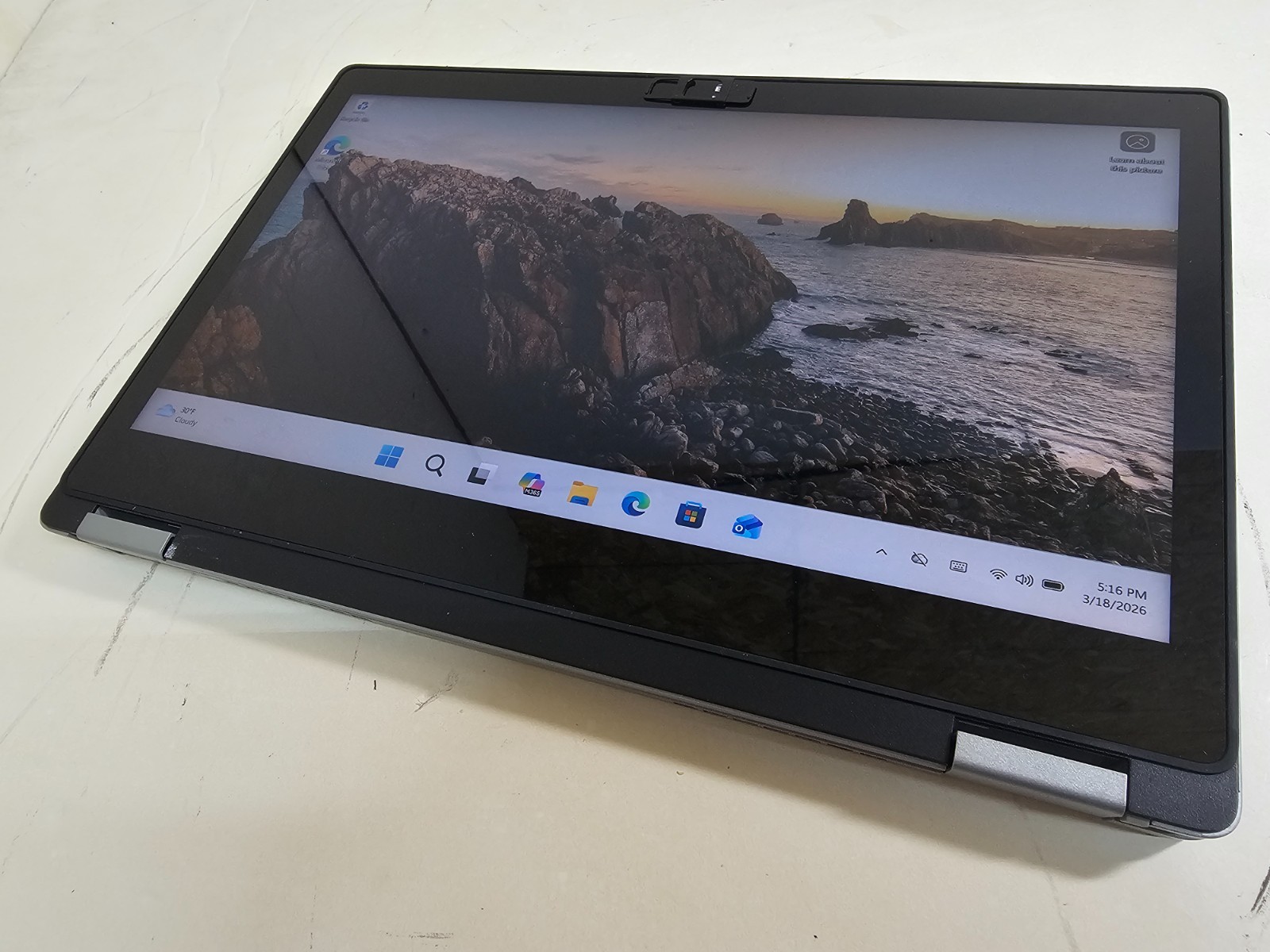 Dell Latitude 3310 2 in 1 Laptop – 1.6 GHz i5 8GB 256GB 13.3″ Touchscreen – SP3