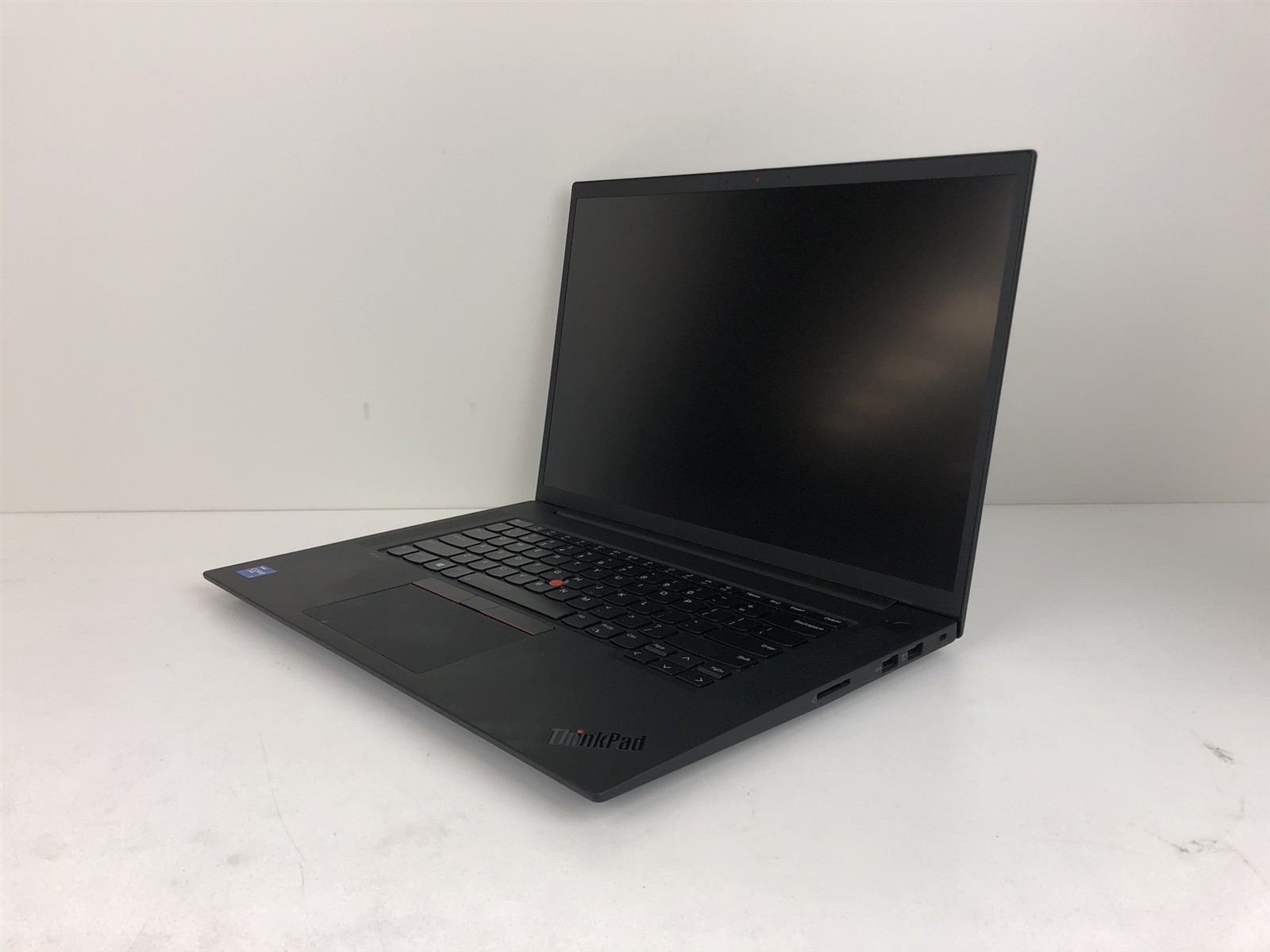 Lenovo ThinkPad P1 Gen 4: i7-11850H 2.5GHz – 32GB – 1TB – NVIDIA Quadro T1200
