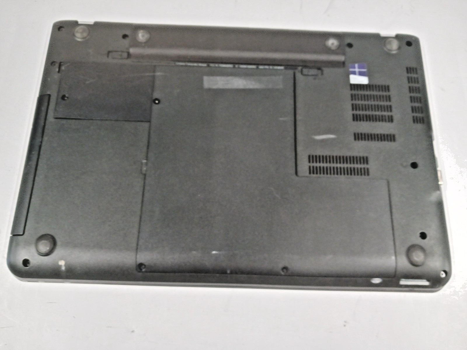 15.5″ Lenovo ThinkPad E560 Intel Core i5-6200 2.30GHz 16GB RAM 128 GB SSD, NO OS