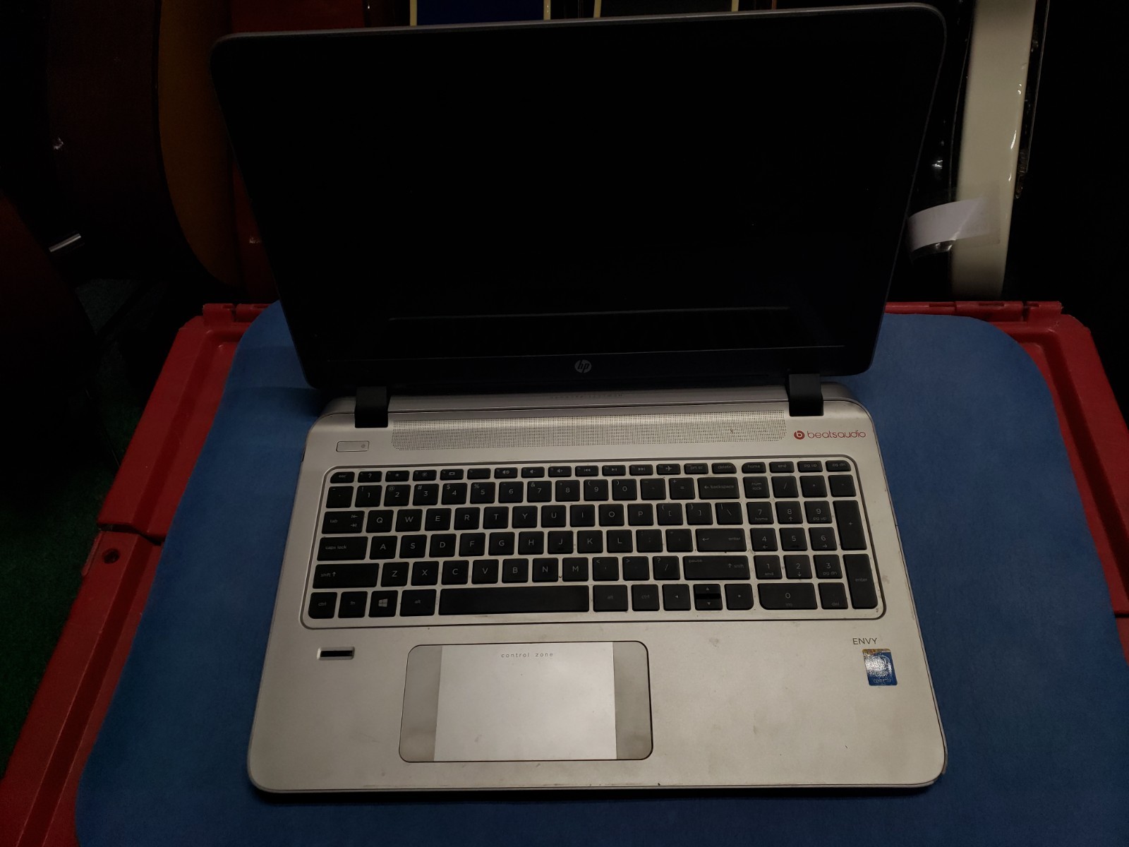 HP 15T-K000 laptop for parts