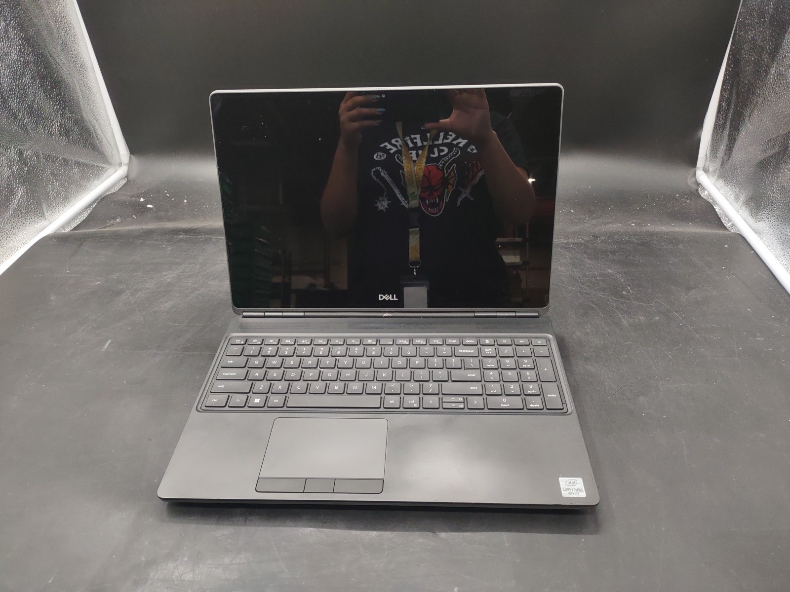 Dell Precision 7550 i7 10850H @ 2.70Ghz 32GB RAM NO HDD NO OS
