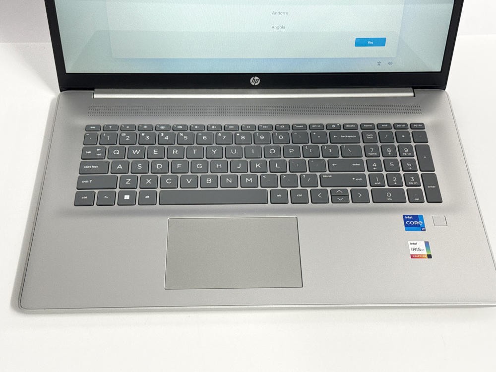 HP 17.3in Touchscreen Laptop i7 32GB RAM 2TB SSD Windows 11 Pro Silver