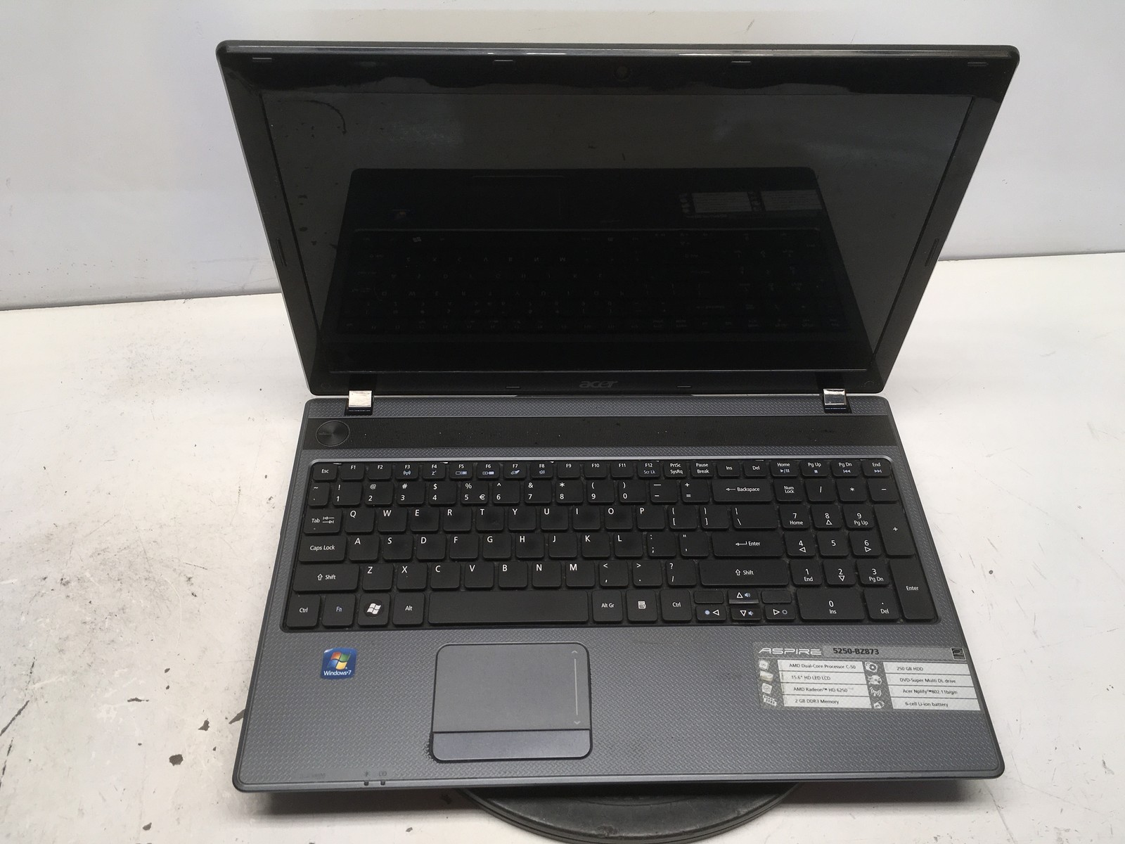 Acer Aspire 5250-BZ873 AMD C-50 1000MHz 2 GB NO HDD No Batt