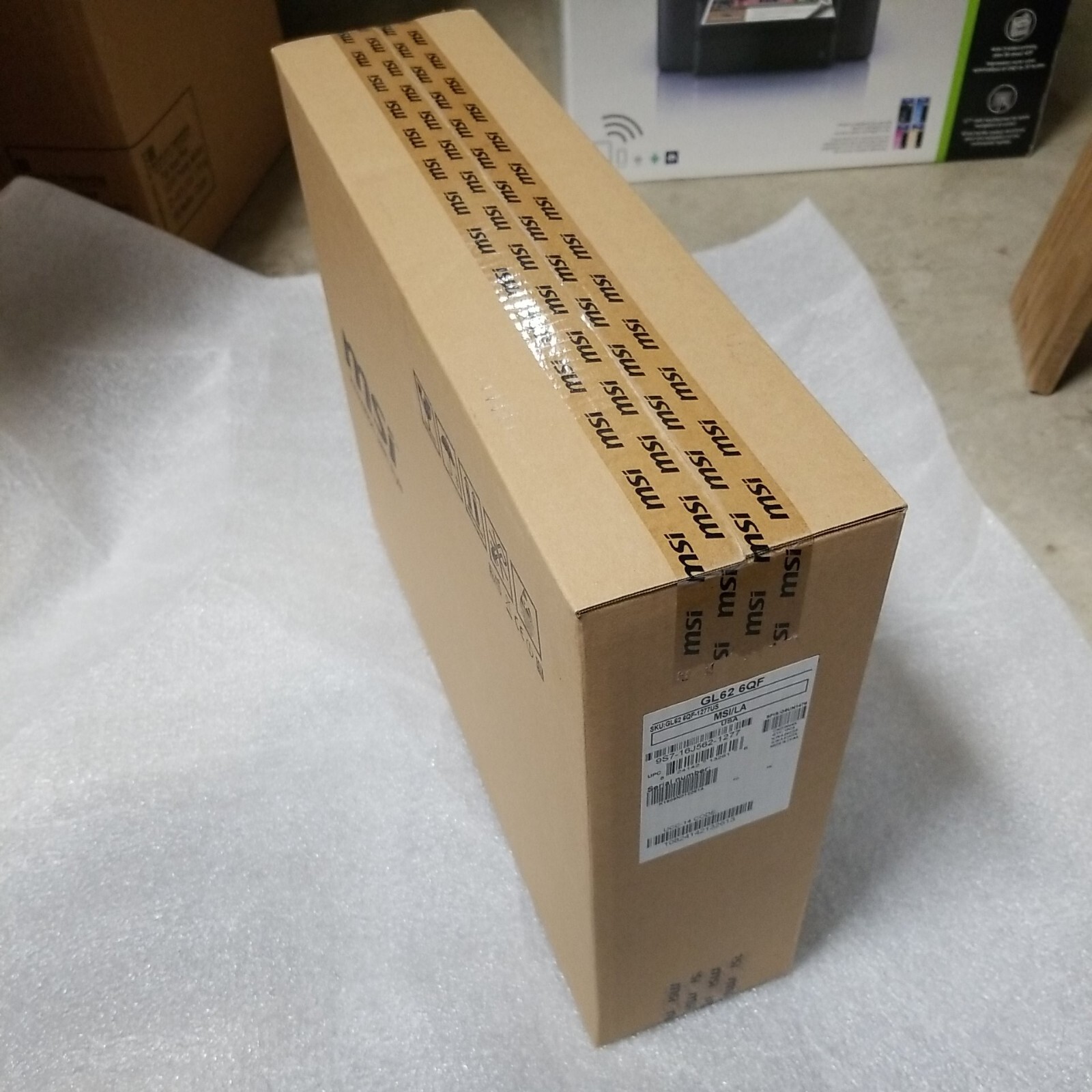 MSI GL62 6QF-1277US Laptop