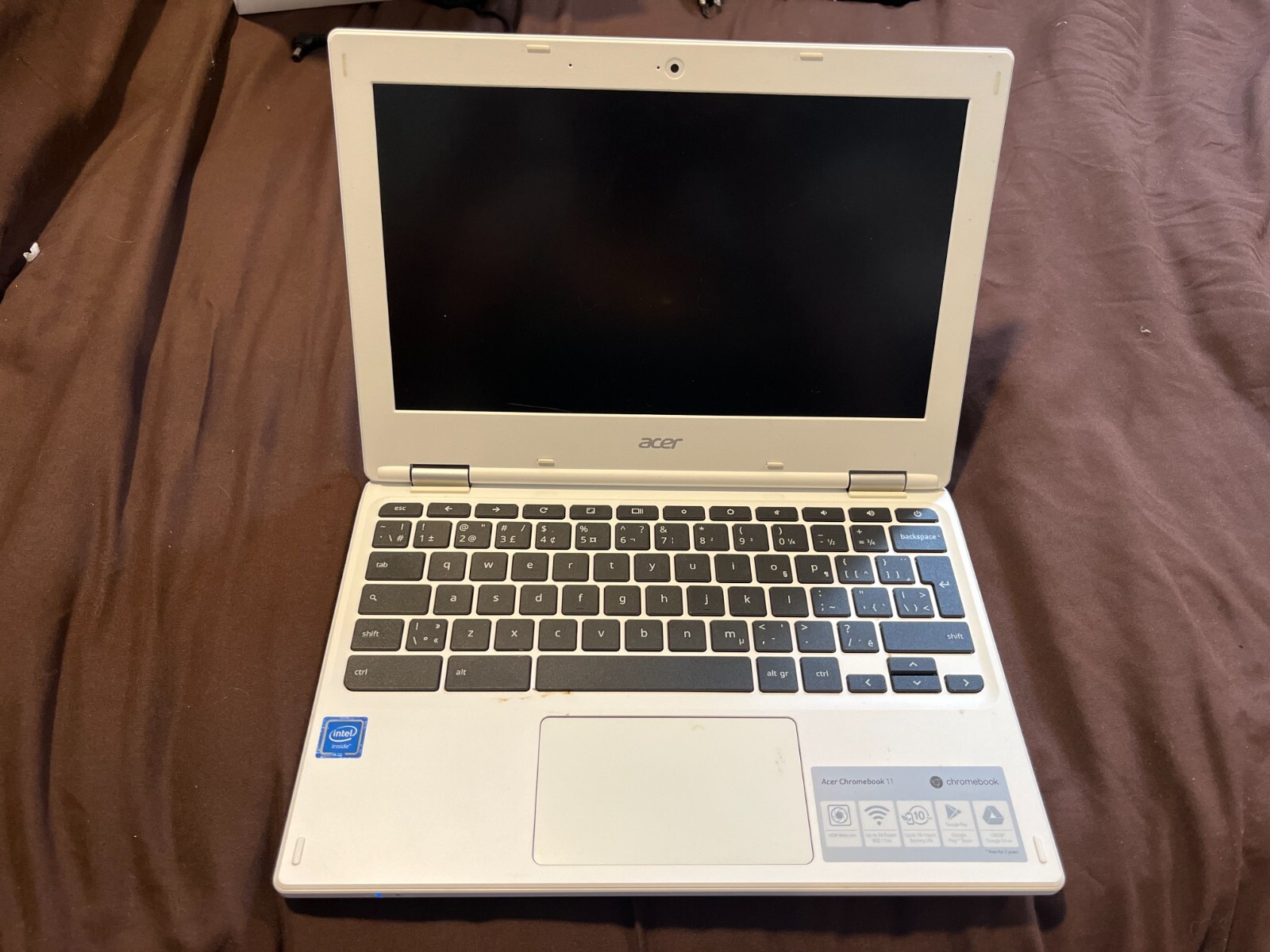 White Acer Chromebook 11 CB3-131 Laptop w Charger | Used-Like New