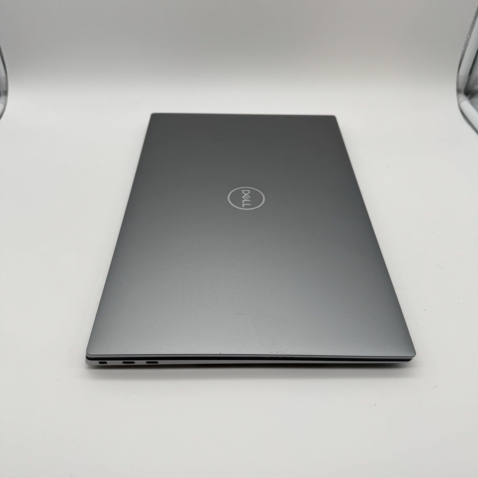 Dell Precision 5560 15.6″ FHD+ | i7-11800H 2.30GHz | Quadro T1200 | No RAM/SSD