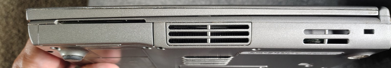 Dell Latitude D400 Retro Windows XP laptop