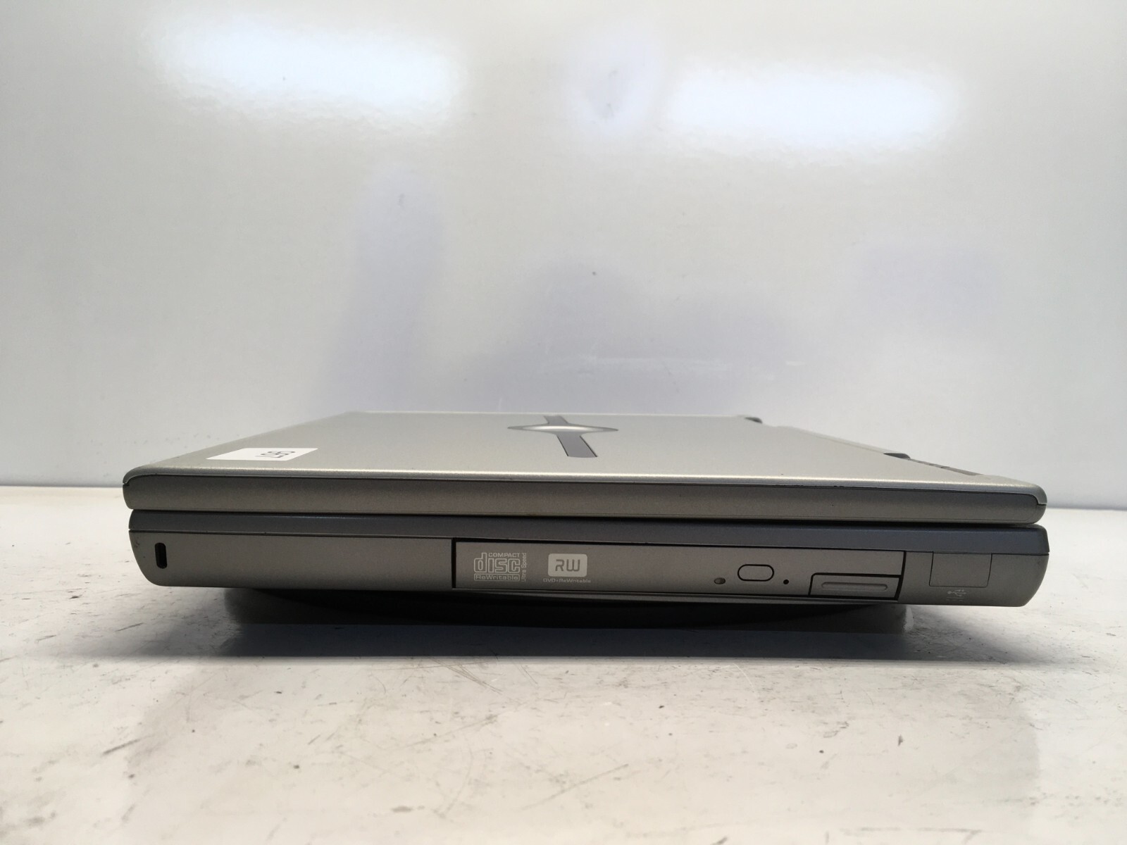 Dell Inspiron 8600 Intel Pentium 1.7GHz 2 GB NO HDD No Batt
