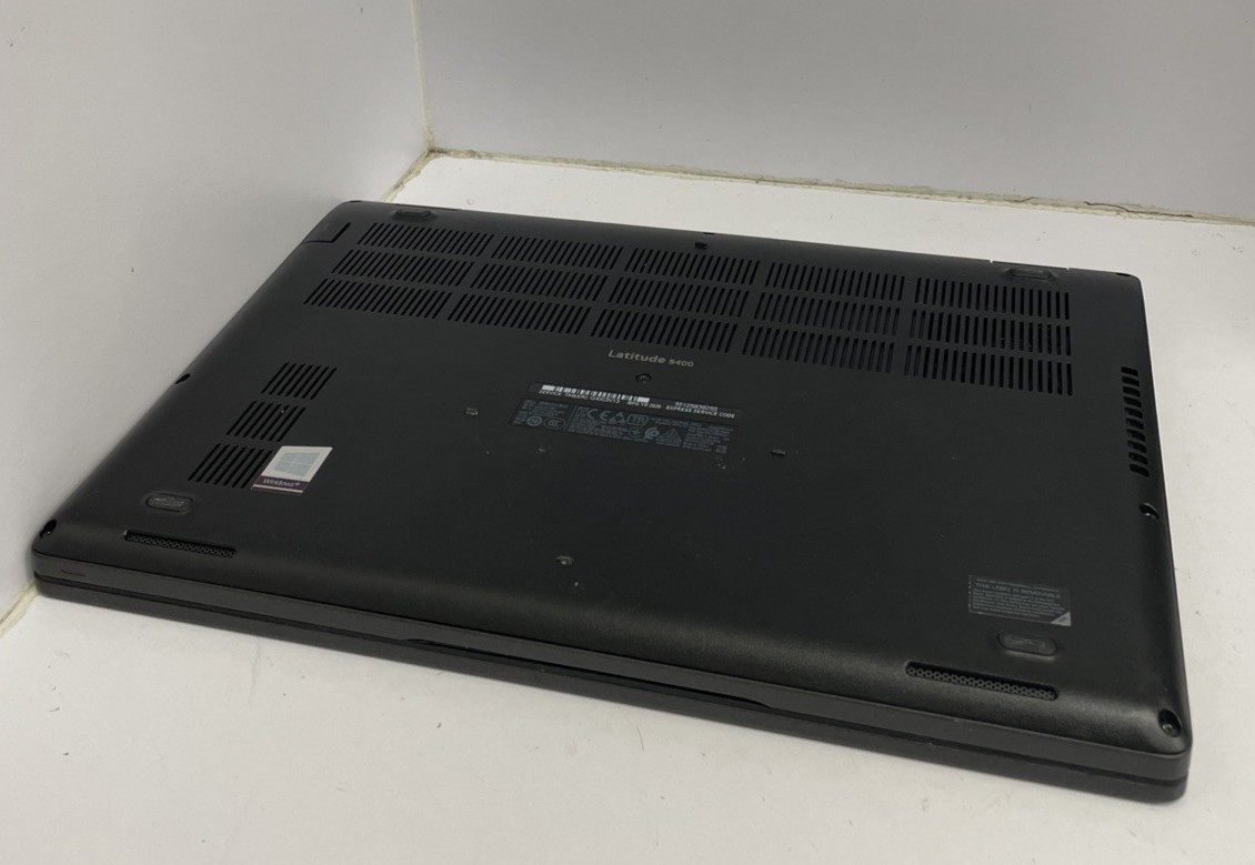 Dell Latitude 5400 Laptop P98G With Charger and Case