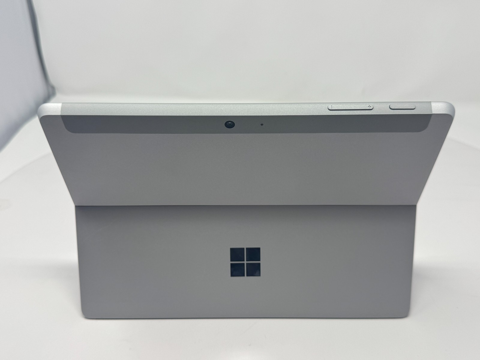Microsoft Surface Go 2 64GB 4GB Platinum Wi-Fi Pentium Gold 4425Y Tested Working