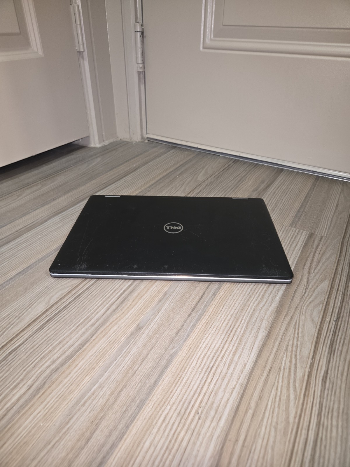 Dell Inspiron 13 7353 2-in-1 Touch Laptop i5-6200U 8GB RAM 256GB SSD Win11