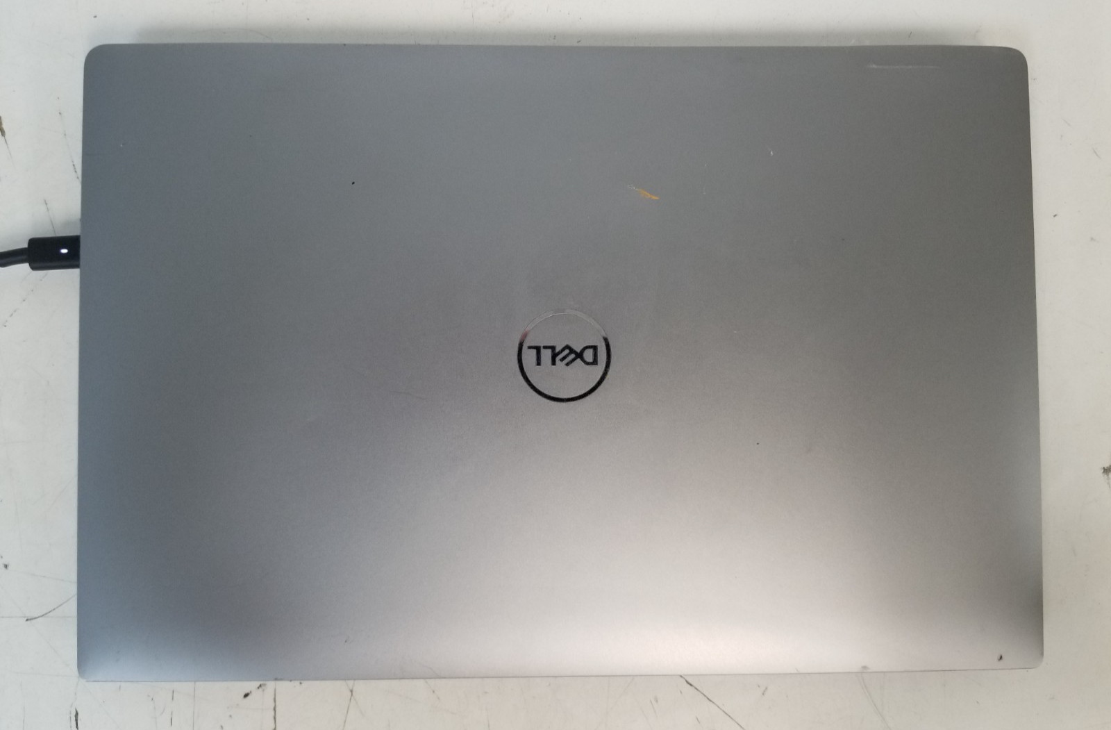 Dell Precision 5540 / Intel Core i9-9880H 2.30GHz / 16GB RAM / No SSD