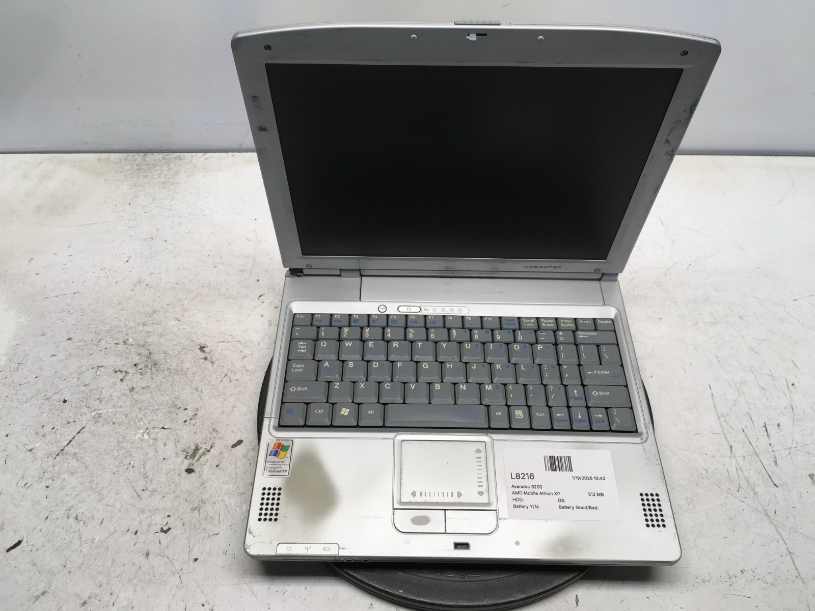 Averatec 3200 AMD Mobile Athlon XP 512 MB NO HDD