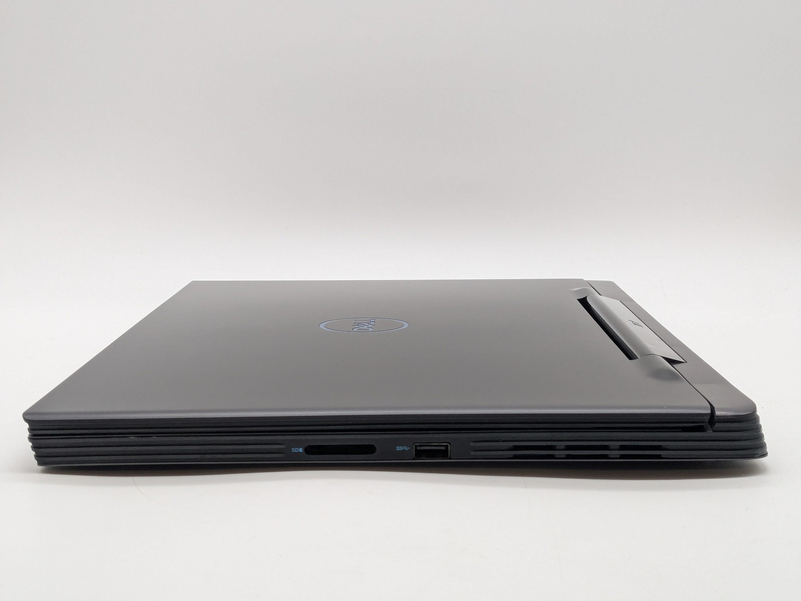 Dell G5 15 5590 15″ FHD I7-9750H 512GB 32GB W11 RTX 2080 Max-Q Backlit RGB 143Hz