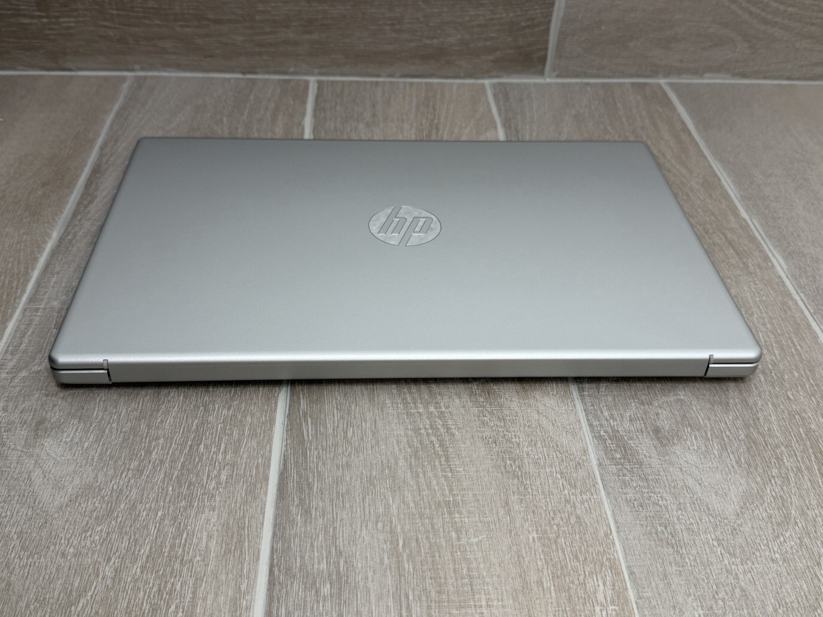 HP 15-FC0025WM 15.6″ Touch Laptop Ryzen 5 7520U 8GB RAM 256GB NVMe SSD Win-11