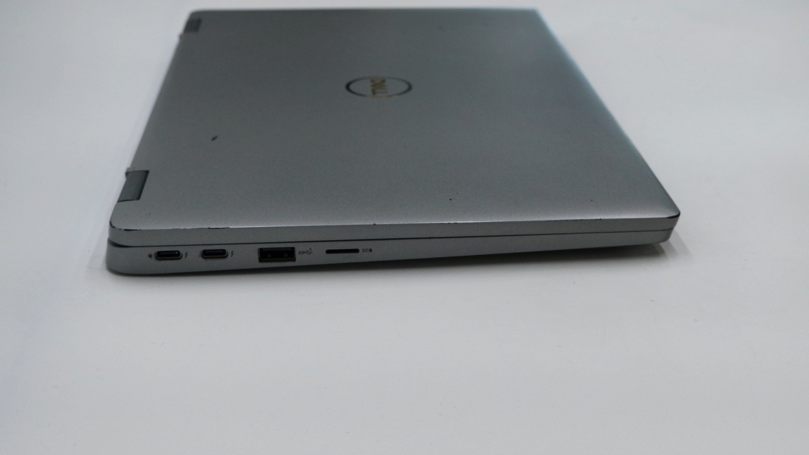 Dell Latitude 5330 13″ i7-1265u 16GB 512GB – Very Good
