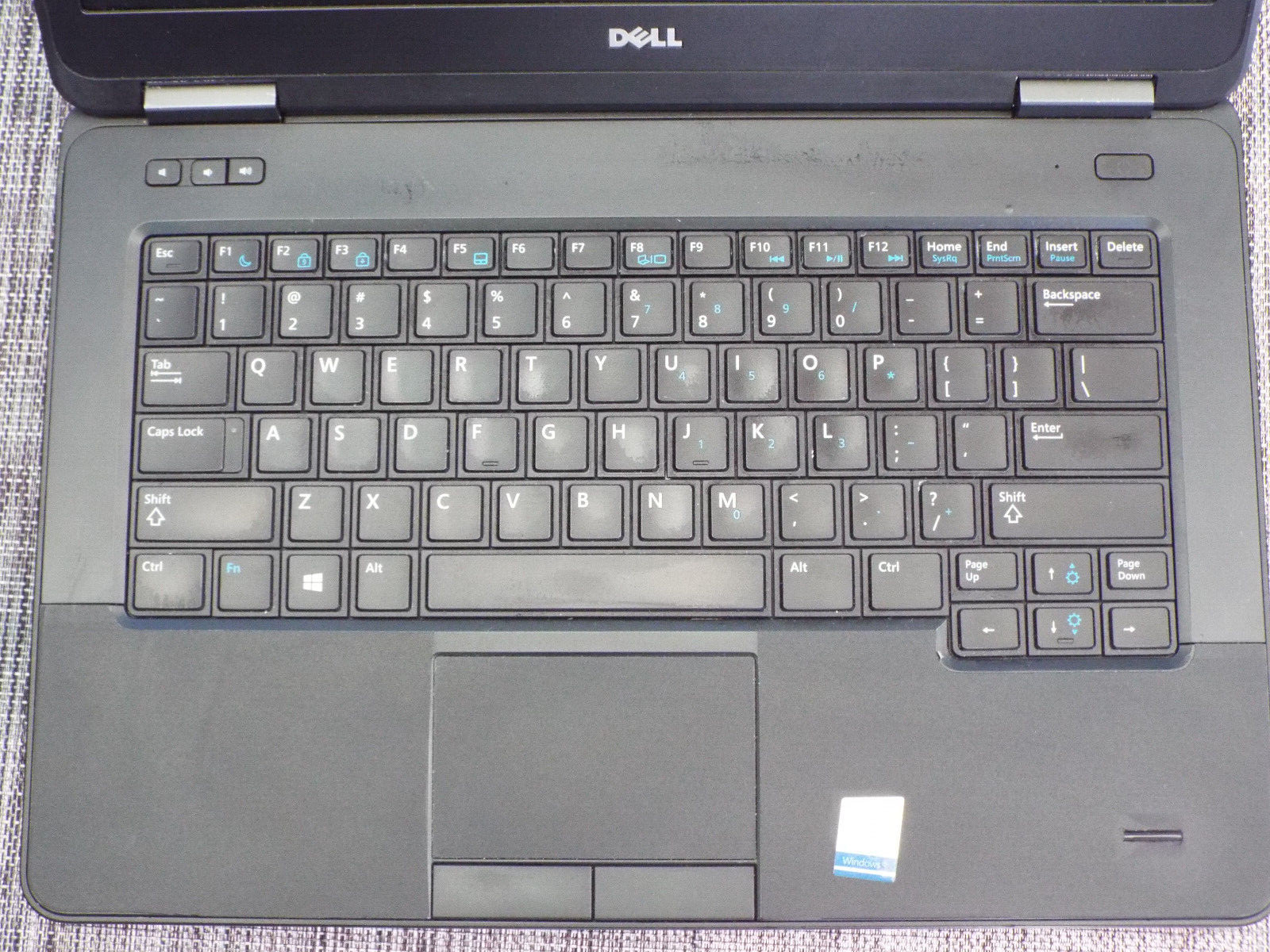 Dell Latitude E5450 Intel Core i5-4310U, 2-2.6GHz, 4GB RAM 500GB HDD Win 10pro
