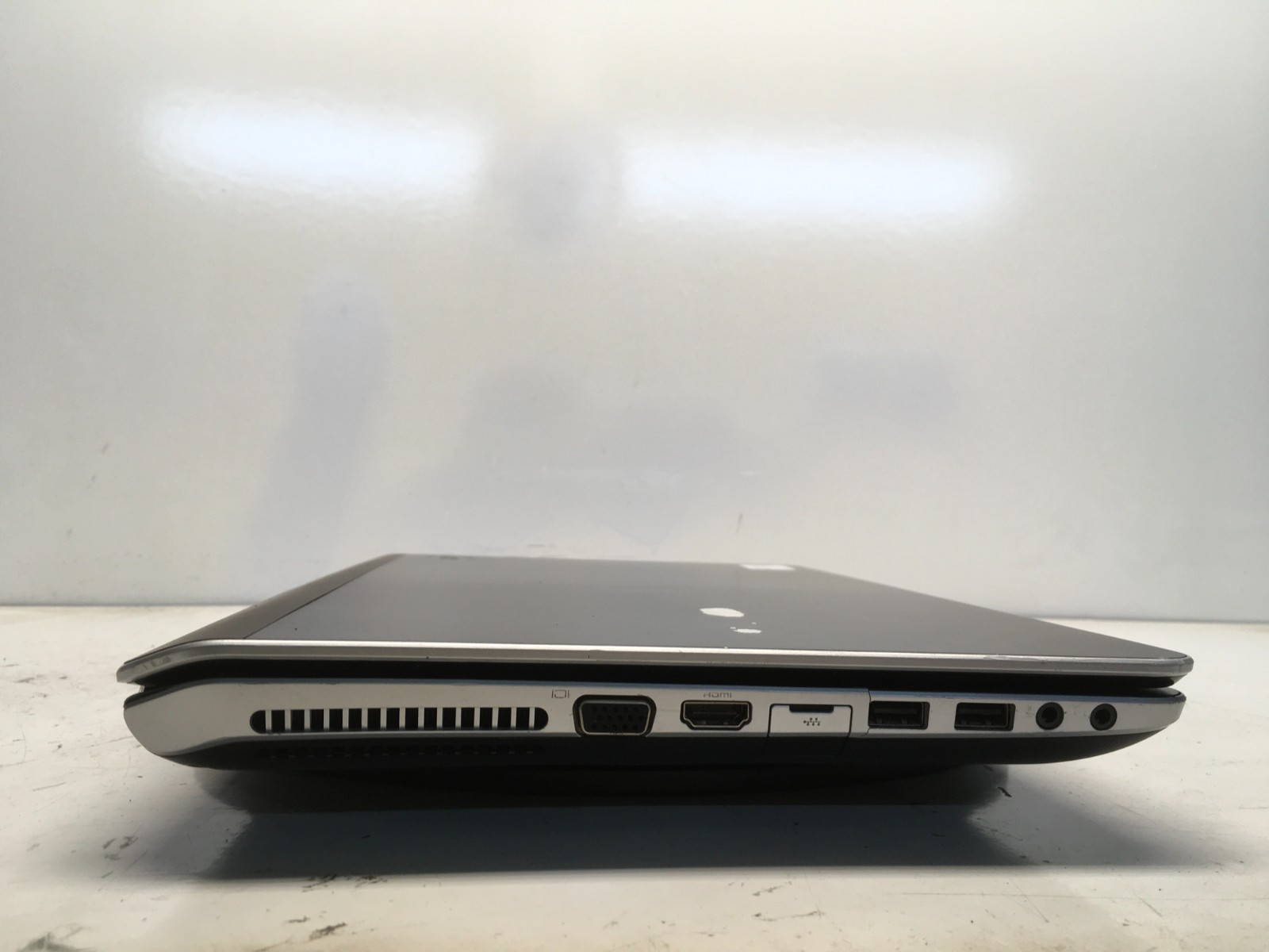 HP Pavilion DV6Z-7000 AMD A6-4400M 2700MHz 6 GB NO HDD