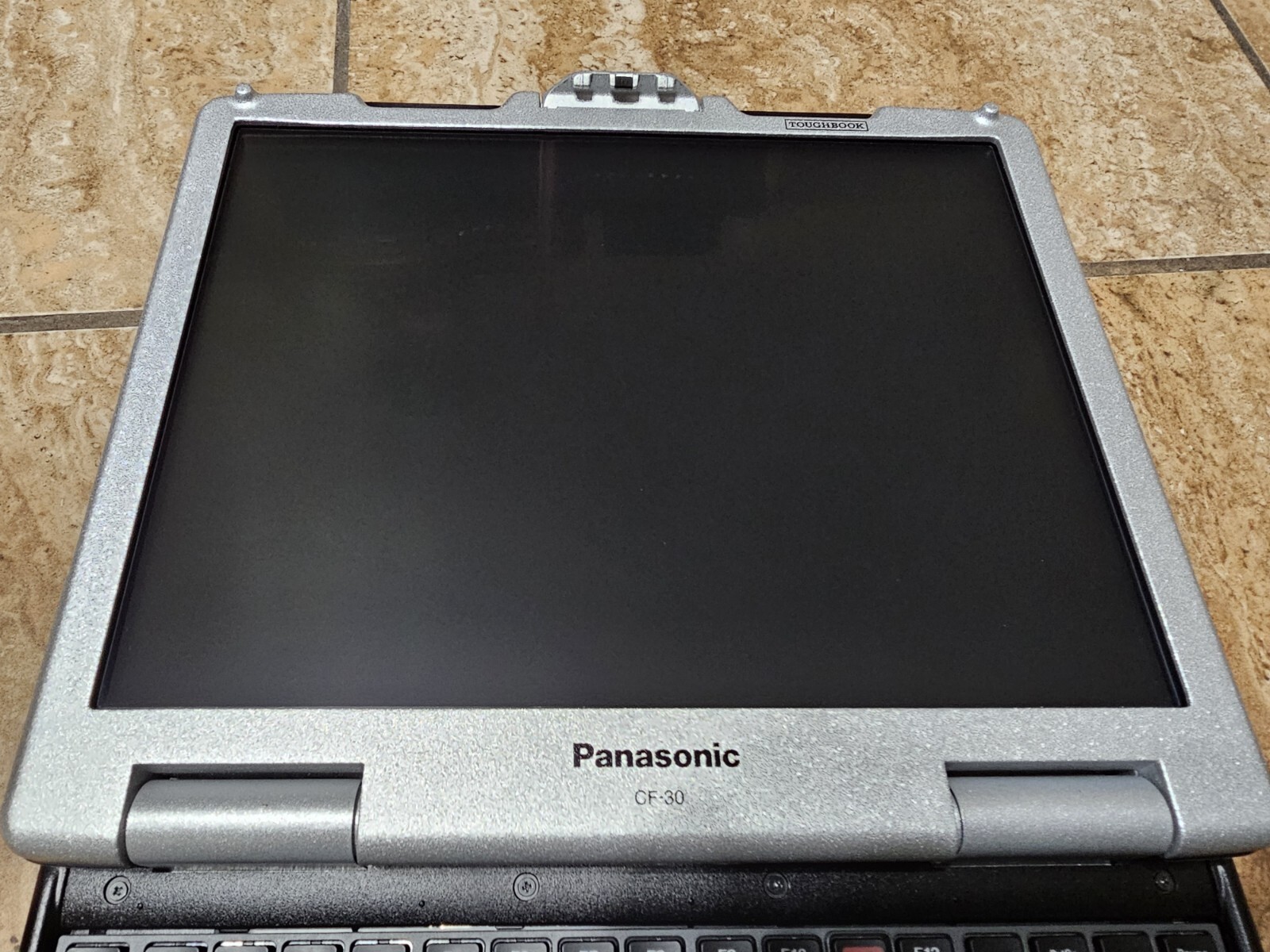 PANASONIC TOUGH CF30 MK3 ✔️DUAL BOOT /XP & WIN10P64✔️BACKLIT✔️512SSD✔️4GB/
