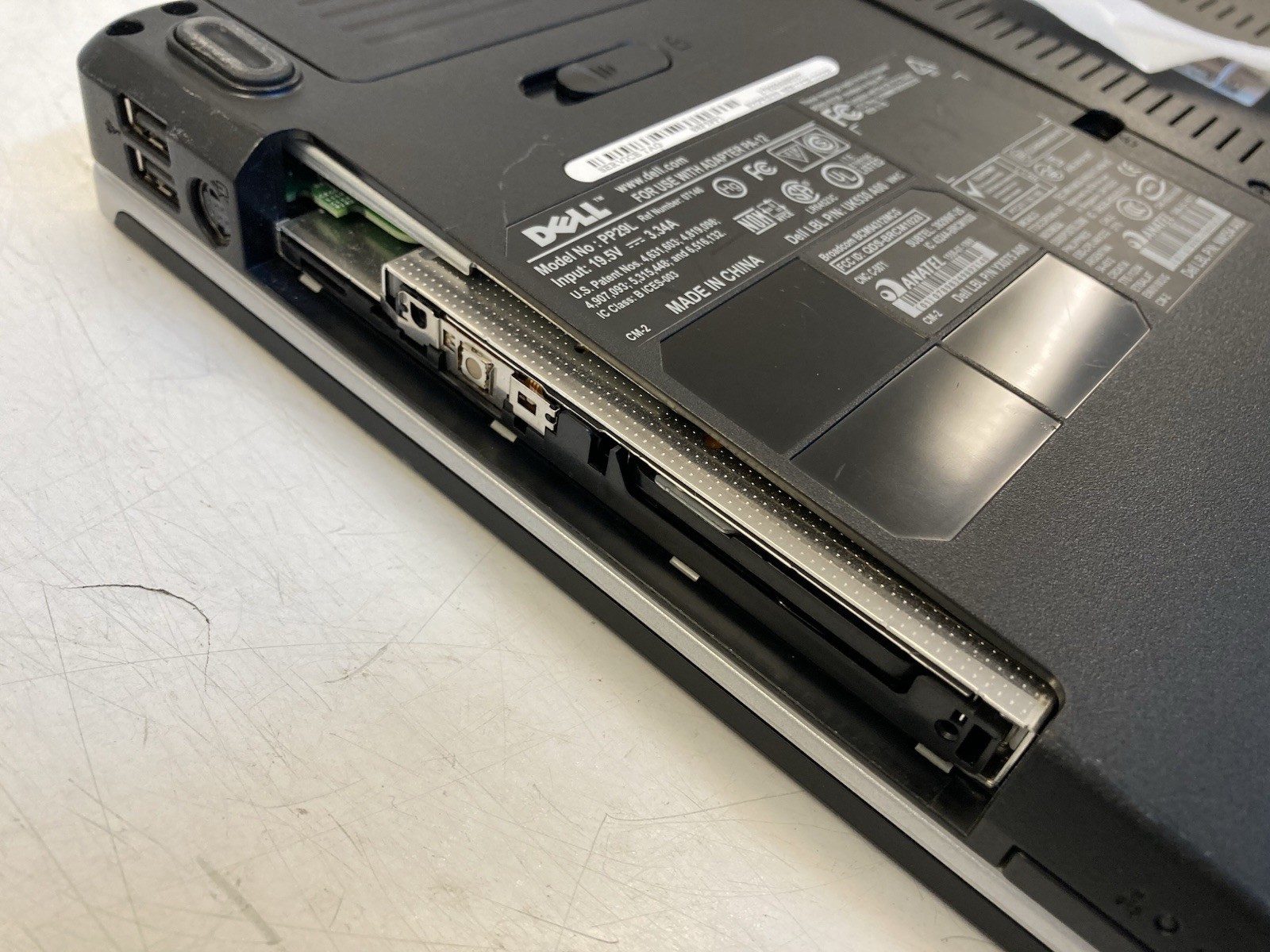 DELL Inspiron 1525 Intel Celeron 1.86GHz | 2GB RAM | NO HDD/OS – Boots to Bios