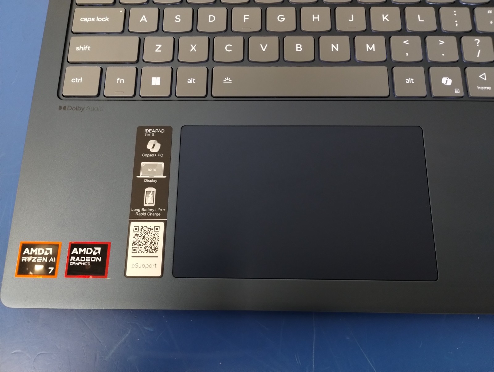 LENOVO IdeaPad Slim 5 16AKP10, AMD Ryzen AI 7 350, 2.00 GHz 16 GB RAM, 1 TB NVMe