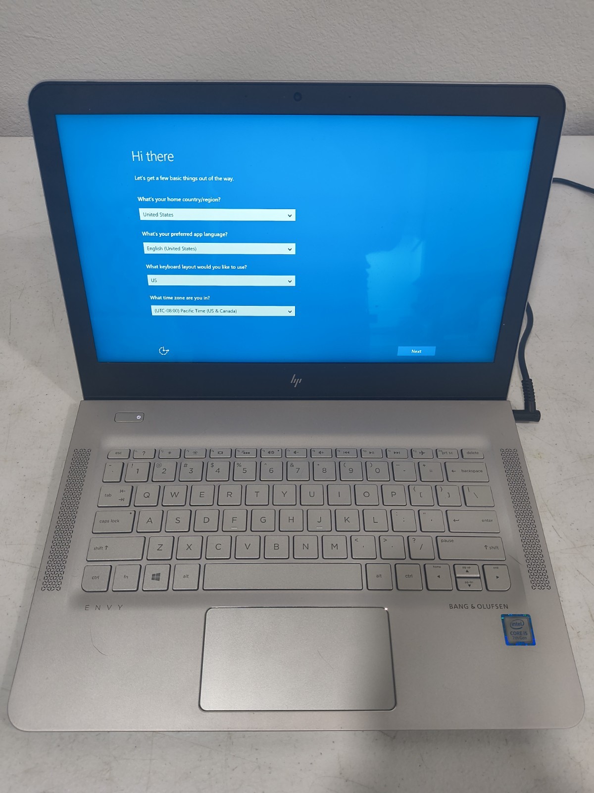 HP Envy 13-ab016nr | 13.3″ FHD | Intel i5 7th Gen | 8GB RAM | 256GB SSD |