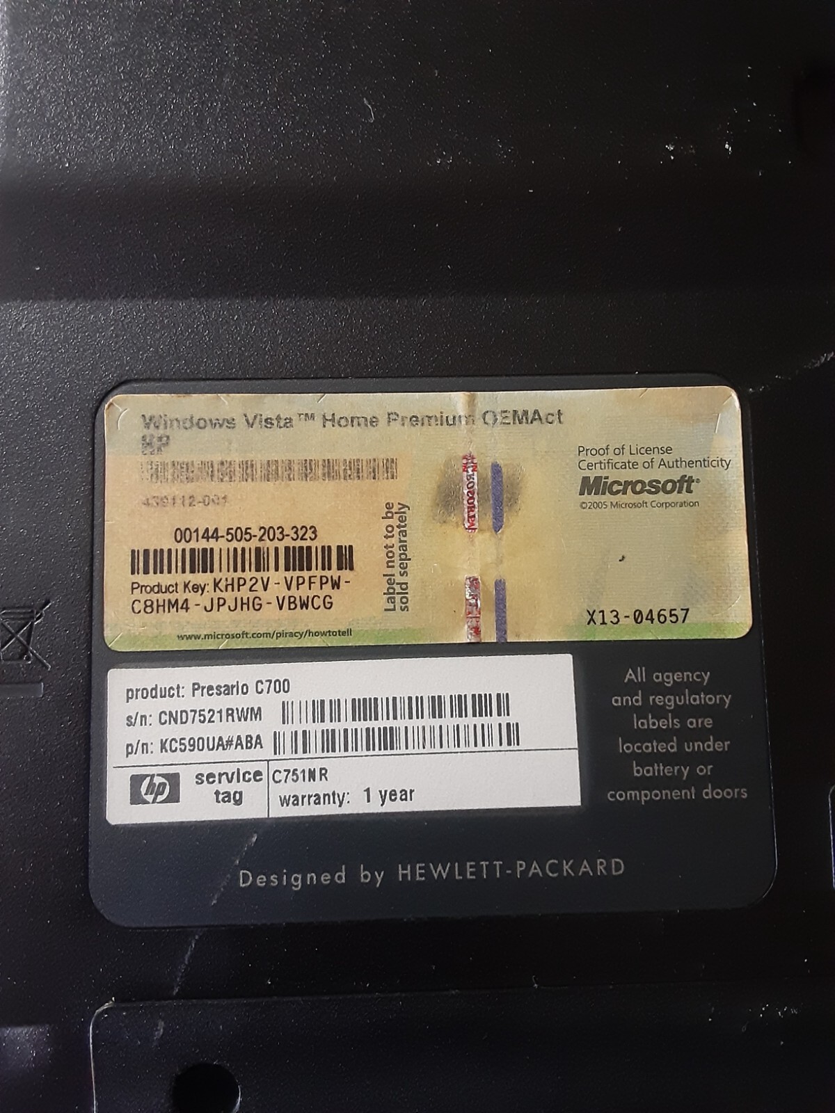 Compaq Presario C700 Laptop Intel Dual-Core No HDD *smashed screen, no power on