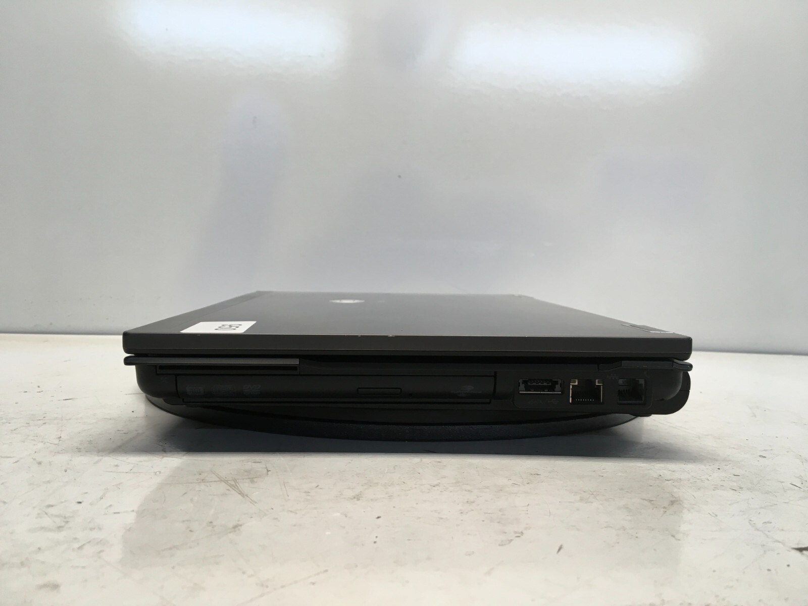 HP EliteBook 8440W Intel i5-M560 2.67GHz 8 GB NO HDD No Batt