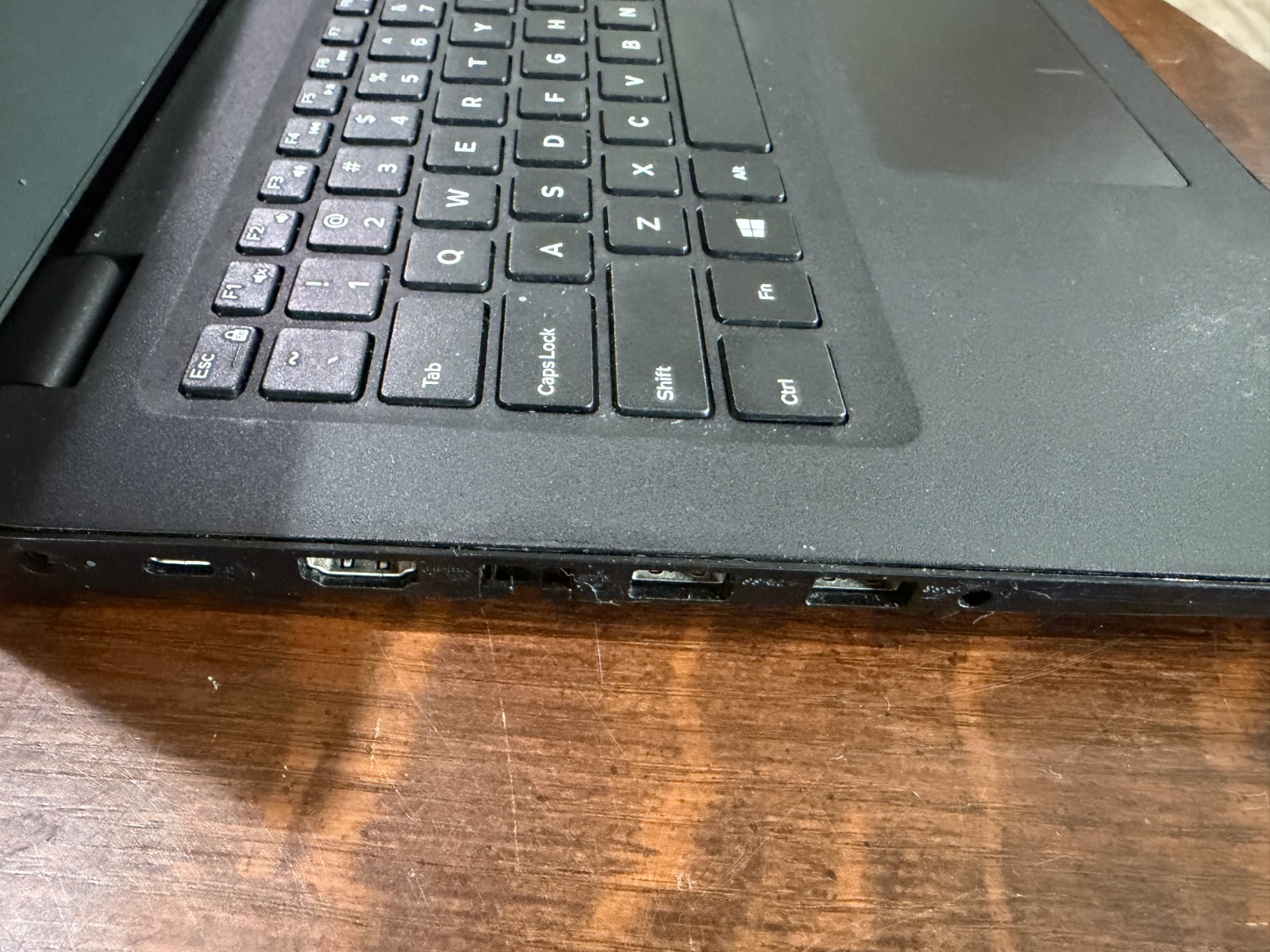 Dell Latitude 3400 laptop