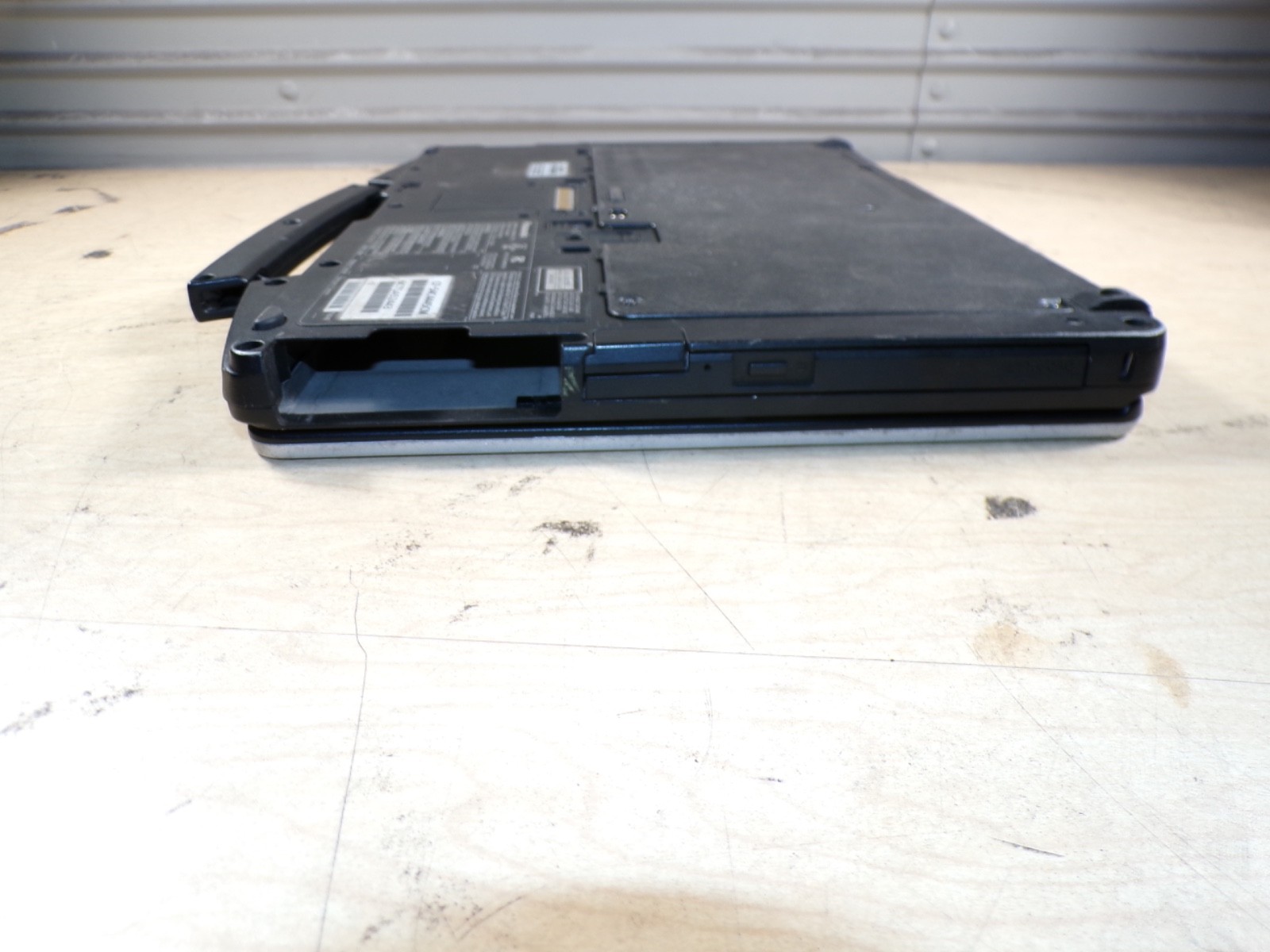 PANSONIC CF-54 I5 5TH GEN 8GB RAM **UNTESTED MISSING HINGE COVER **NO HD/ NO CAD