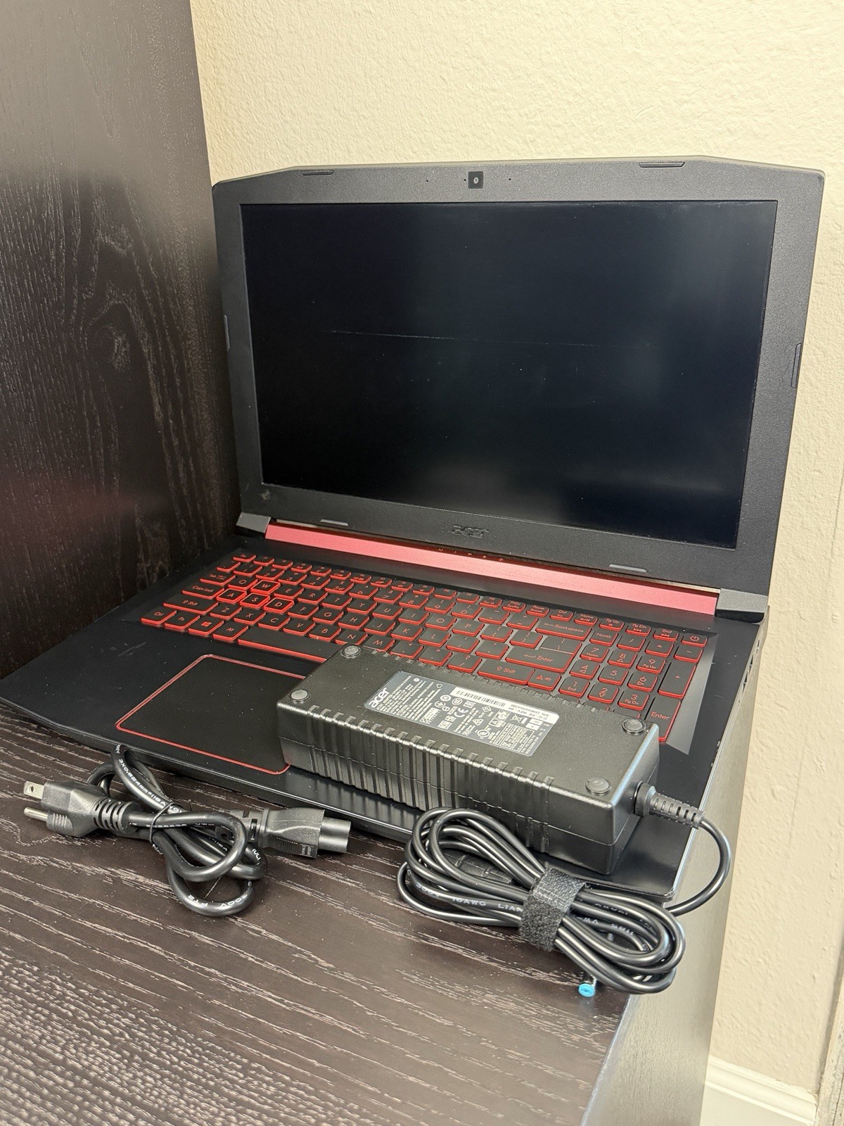 Acer Nitro 5 AN515-51 15.6″ i5-7300HQ GTX 1050 No RAM SSD OS BAD BATTERY READ