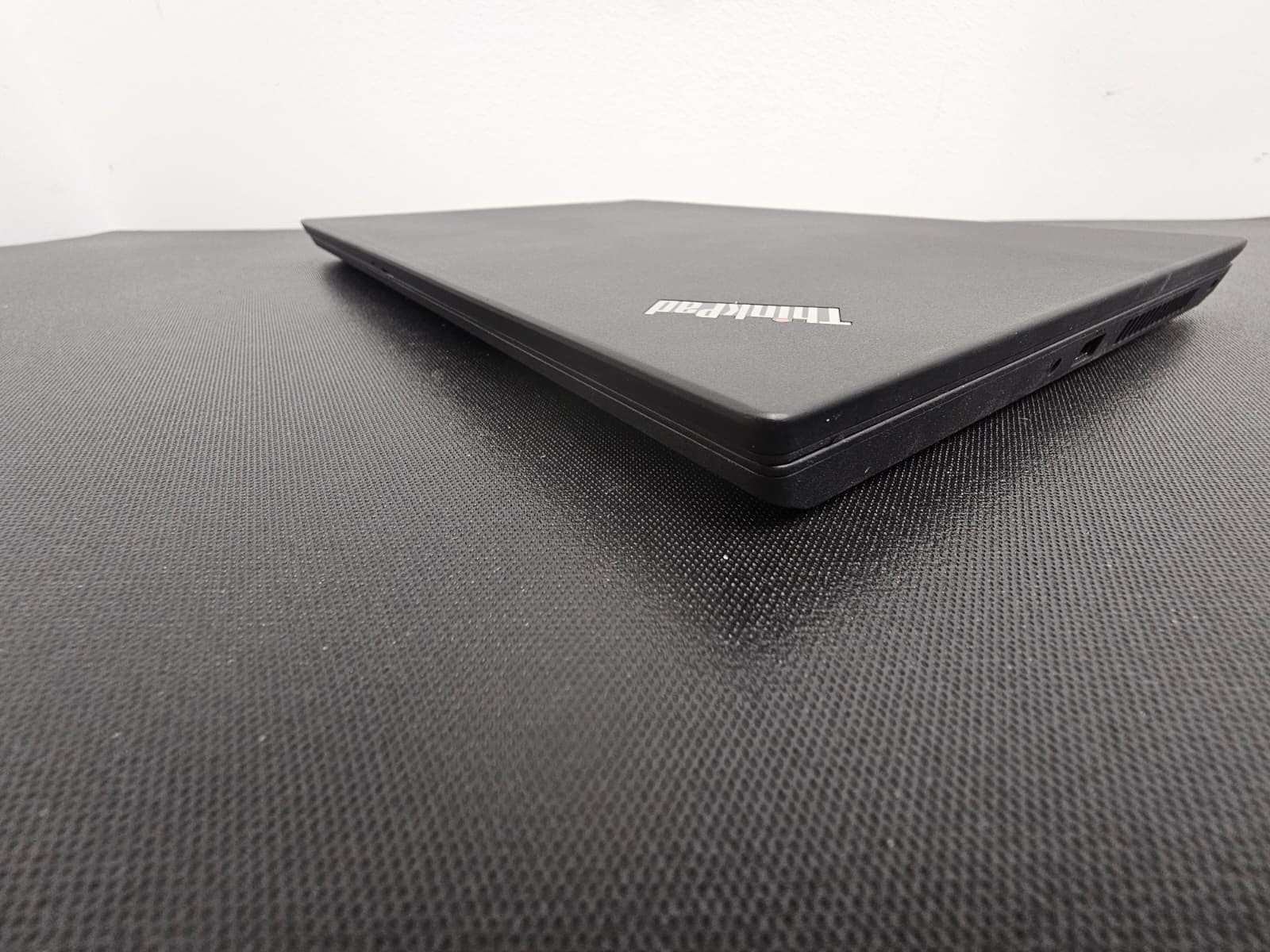 Lenovo ThinkPad L15 Gen 2a Ryzen 5 5650U FHD N-T 4GB Ram 256GB SSD Win 11 Pro