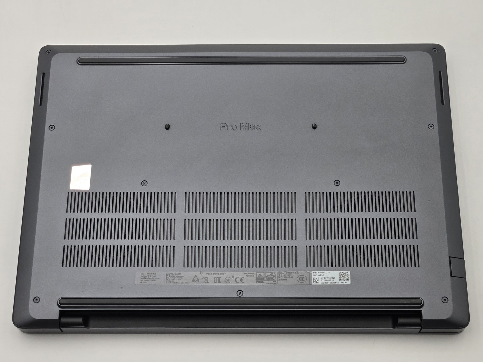 Dell Pro Max 16 MC16250 16″ Ultra 7 265H 32GB 1TB RTX PRO 1000 Win11 Pro Wty