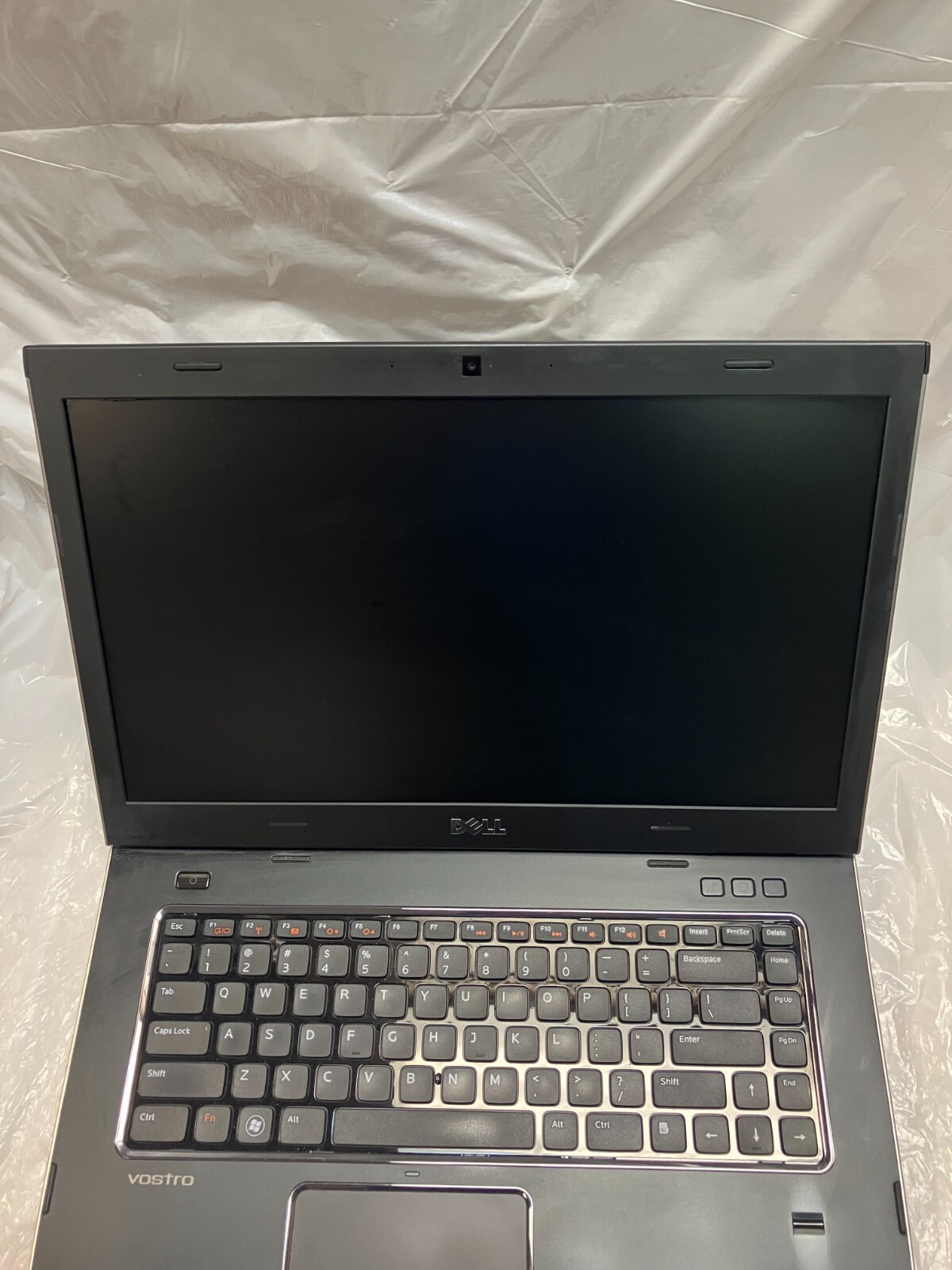 Dell Vostro 3550 15.6″ Intel Core i3-2330M 2.20GHz 2 GB RAM 250GB HDD FOR PARTS