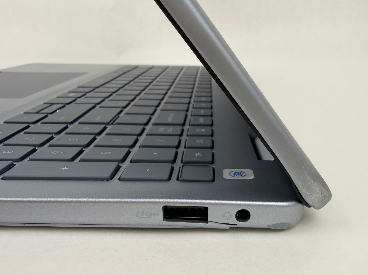 Dell 16 Plus DB16250 16″ 1920×1200 Touch Ultra 9 288V 32GB 1TB SSD W11H – Dents