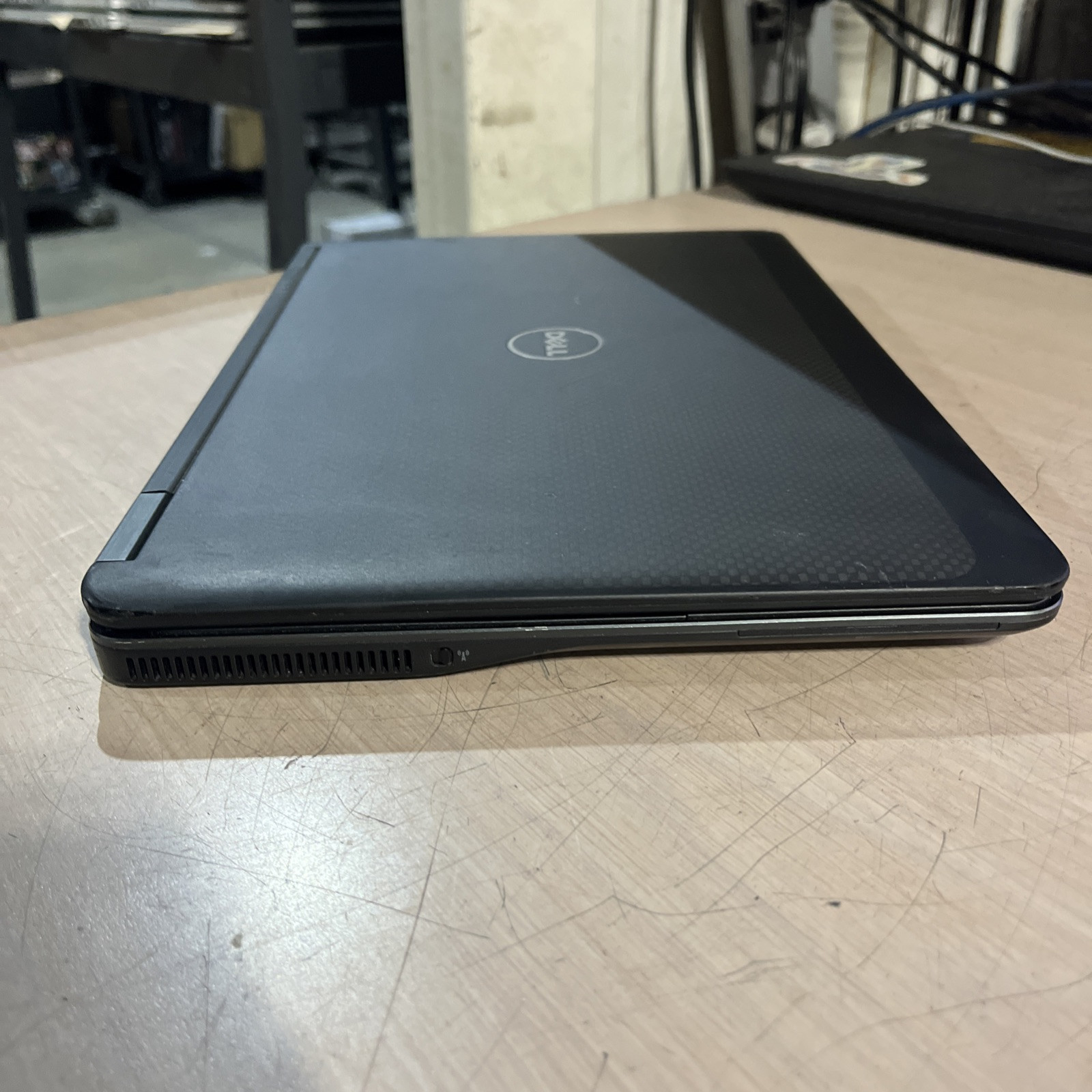 DELL LATITUDE E7240 INTEL CORE I7-4600U 2.10GHZ 8GB RAM NO HD