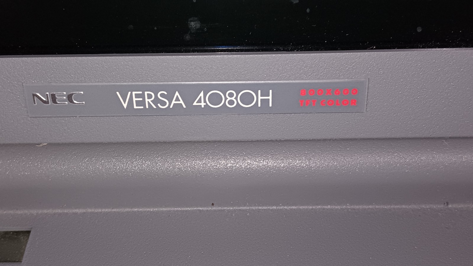 Vintage NEC Versa 4080H Laptop Intel Pentium 120 MHz 10.4″ TFT Color LCD Screen