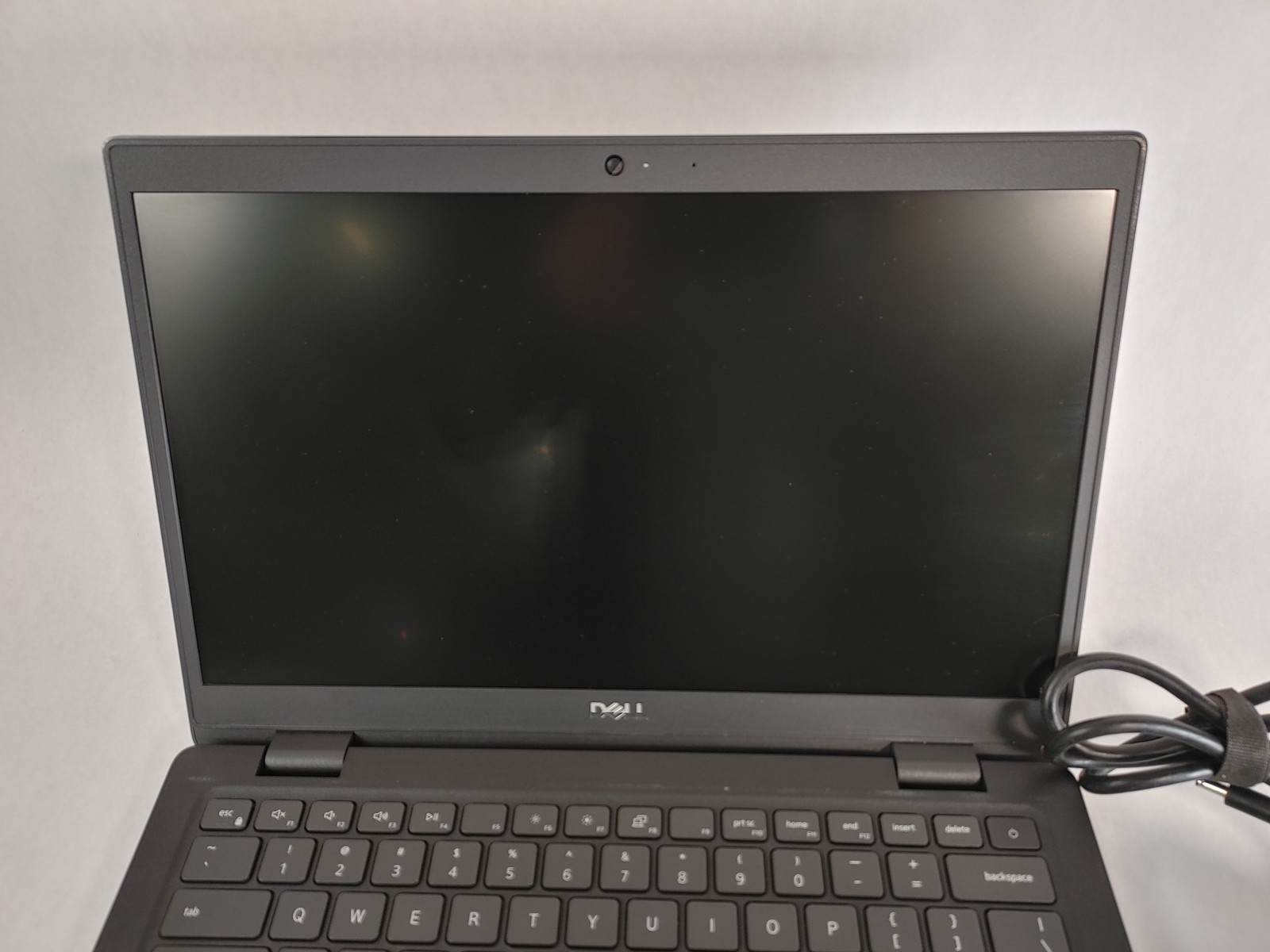 Dell Latitude 3420 Core i5-1135G7 2.40 GHz 8 GB DDR4 512 GB NVMe Windows 11 Pro