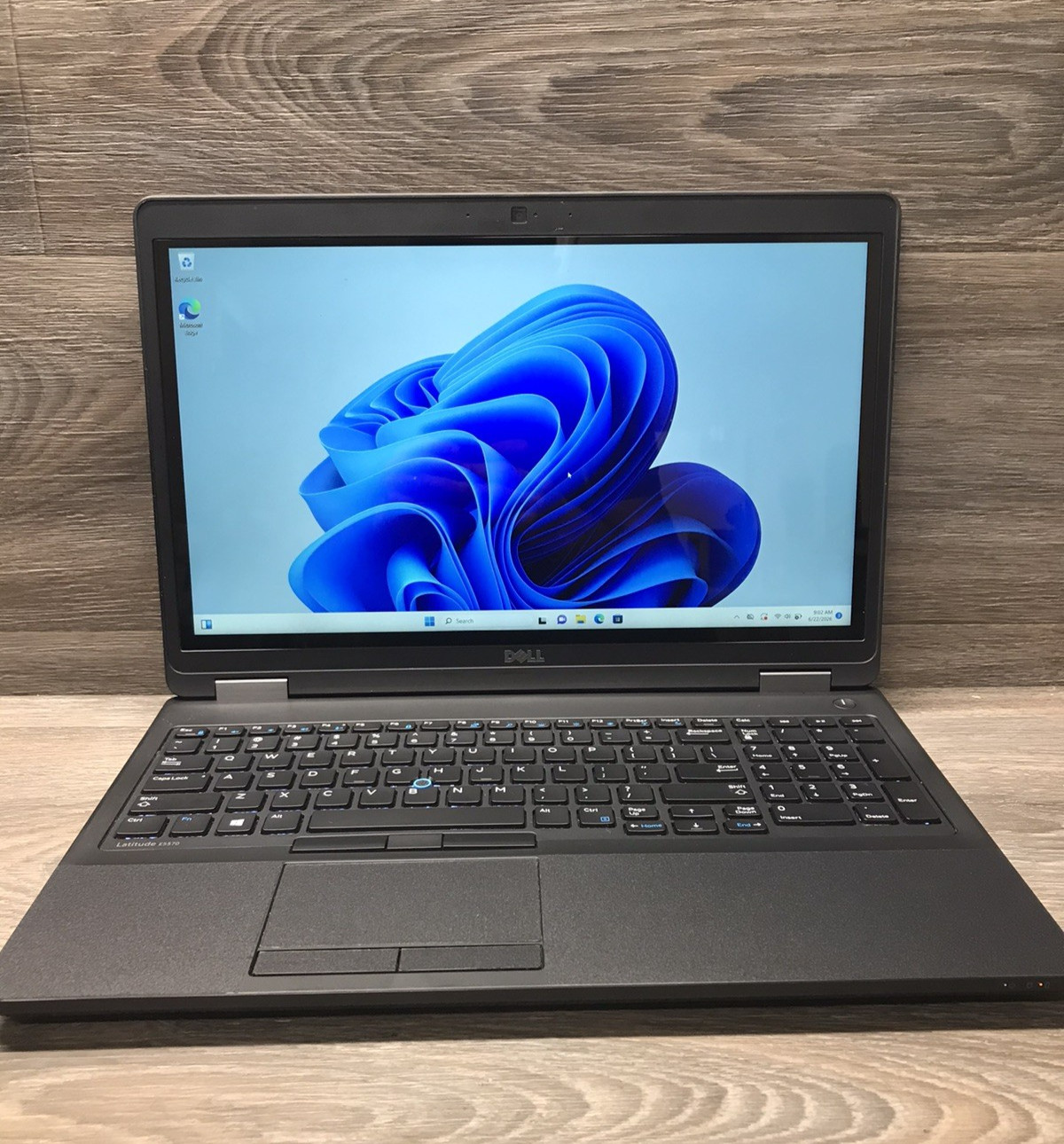 Dell Latitude E5570 15.6″ Touch i7-6600U @2.60GHz 16GB RAM Windows 11 Pro Laptop