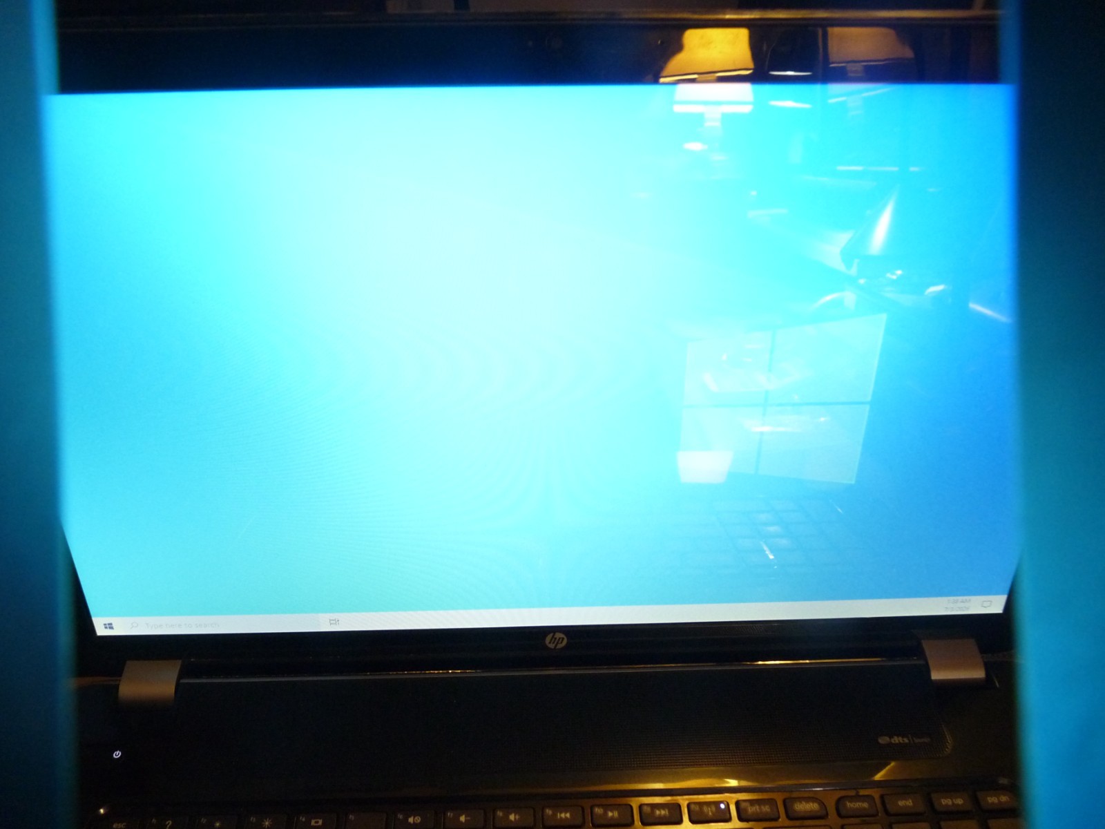 HP Pavilion 17-E117DX 8 GB RAM, 500 GB HDD, CORE I3 (as is) read description