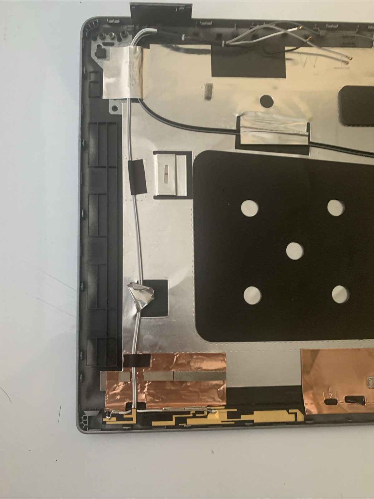 DELL COMPUTER P137G (P20019180) Cover Only